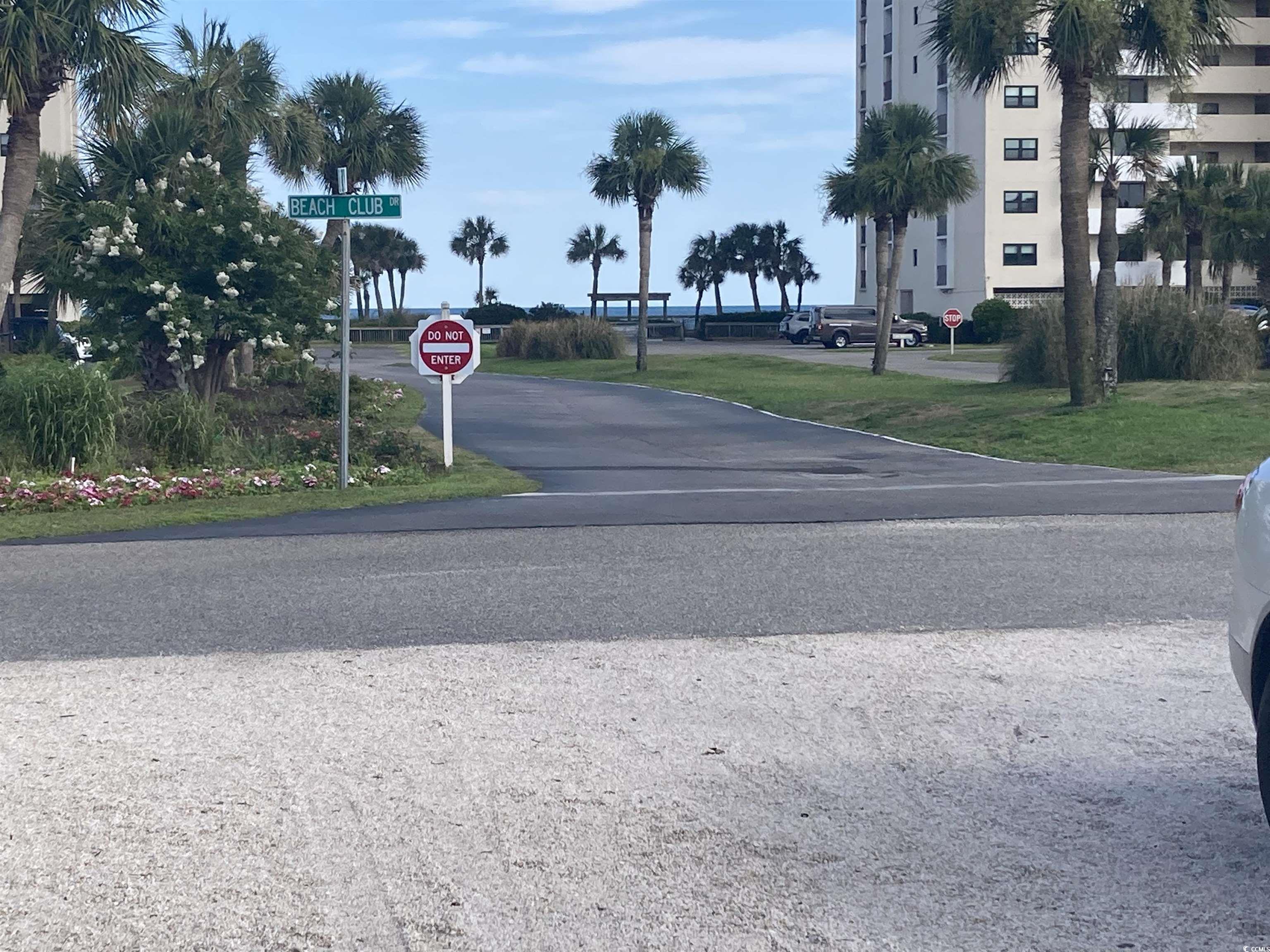 10200 Lake Shore Dr. Property Photo 2