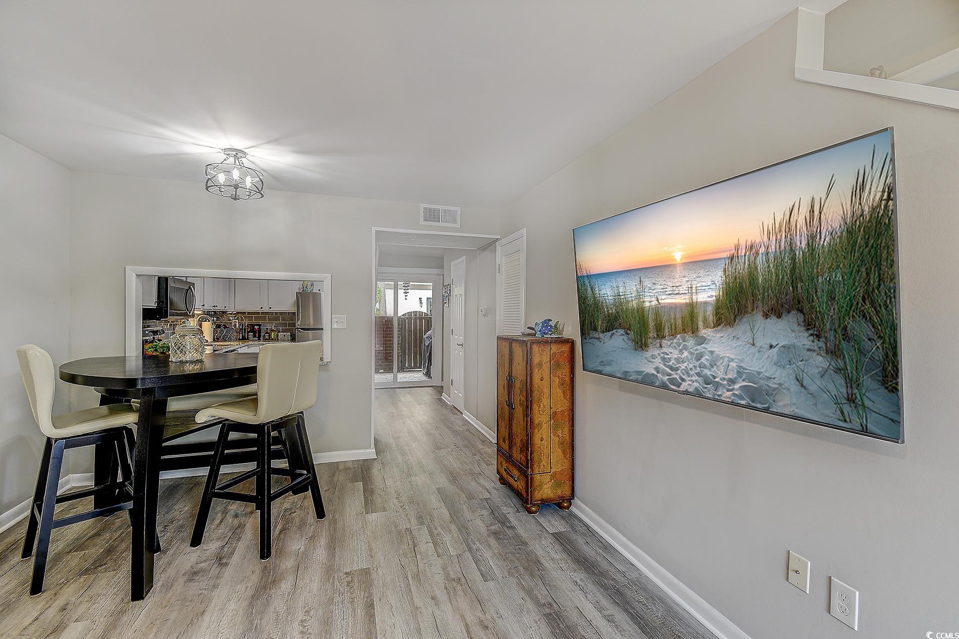 10200 Lake Shore Dr. Property Photo 3