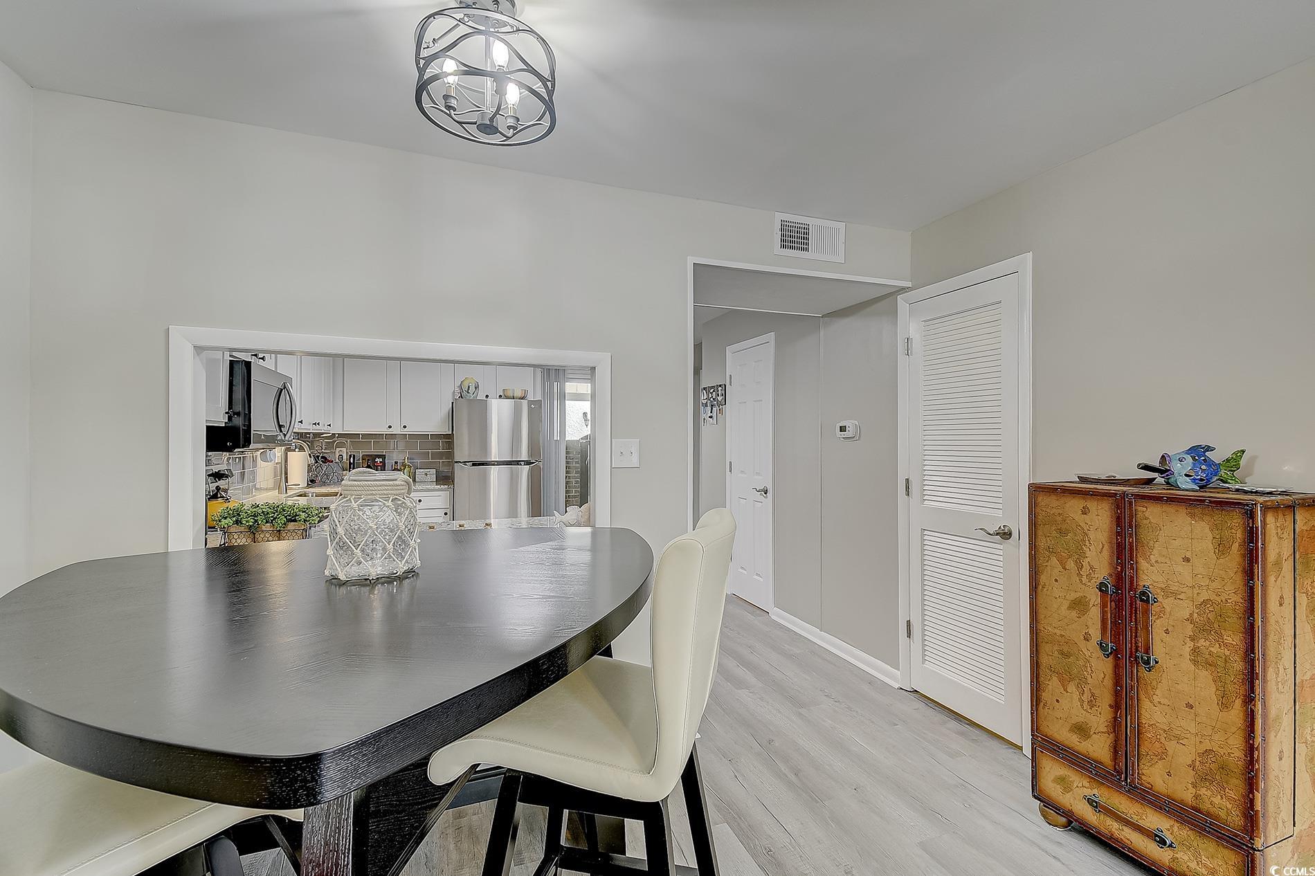 10200 Lake Shore Dr. Property Photo 5