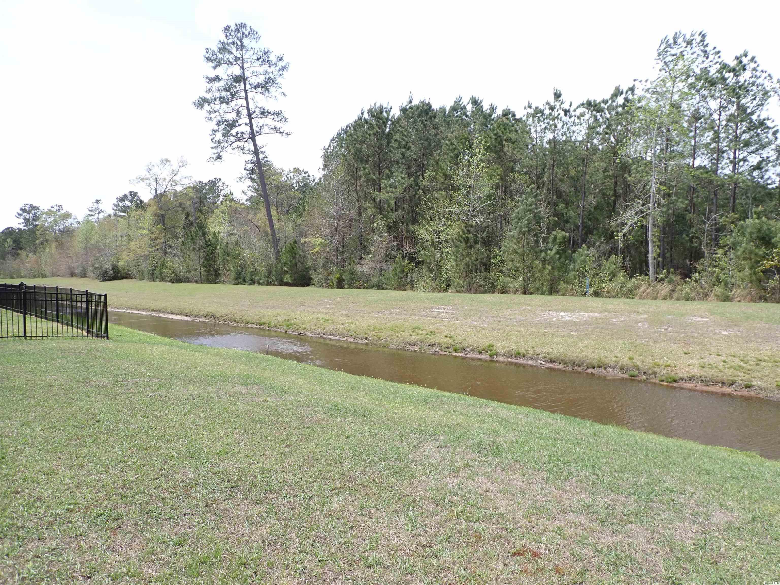447 Archer Ct. Property Photo 8