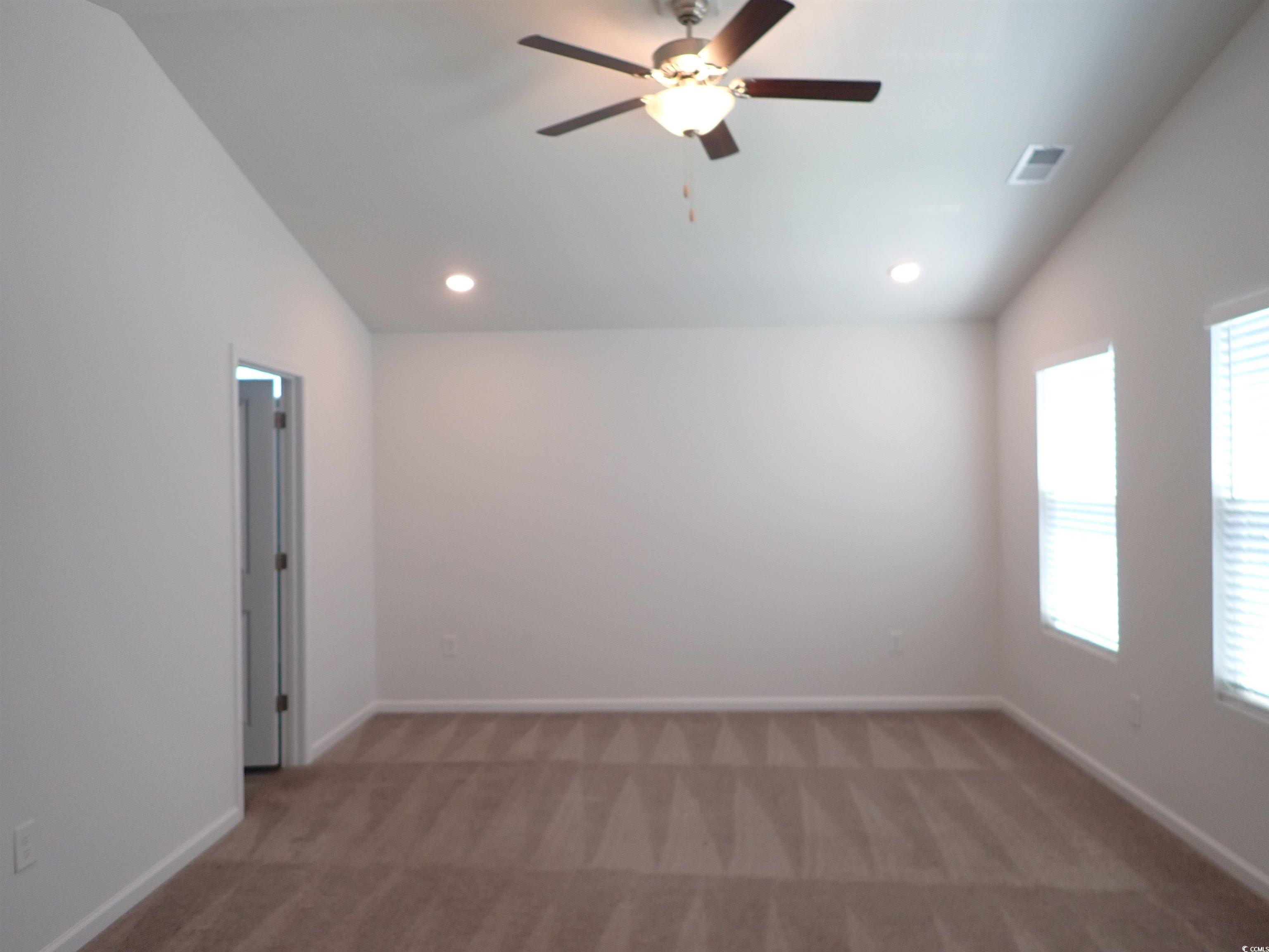 447 Archer Ct. Property Photo 28