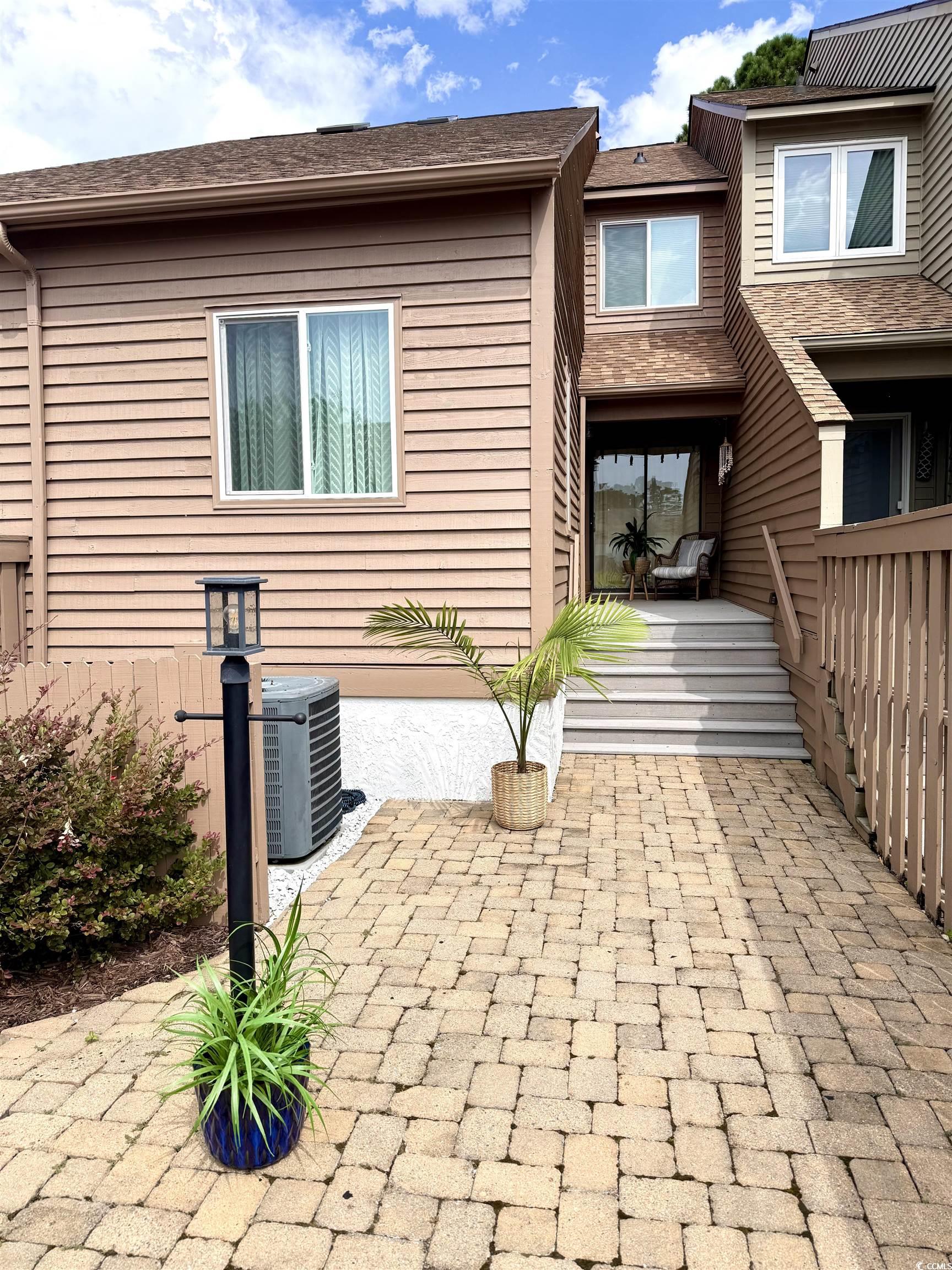 4000 Fairway Lakes Dr. Property Photo 1