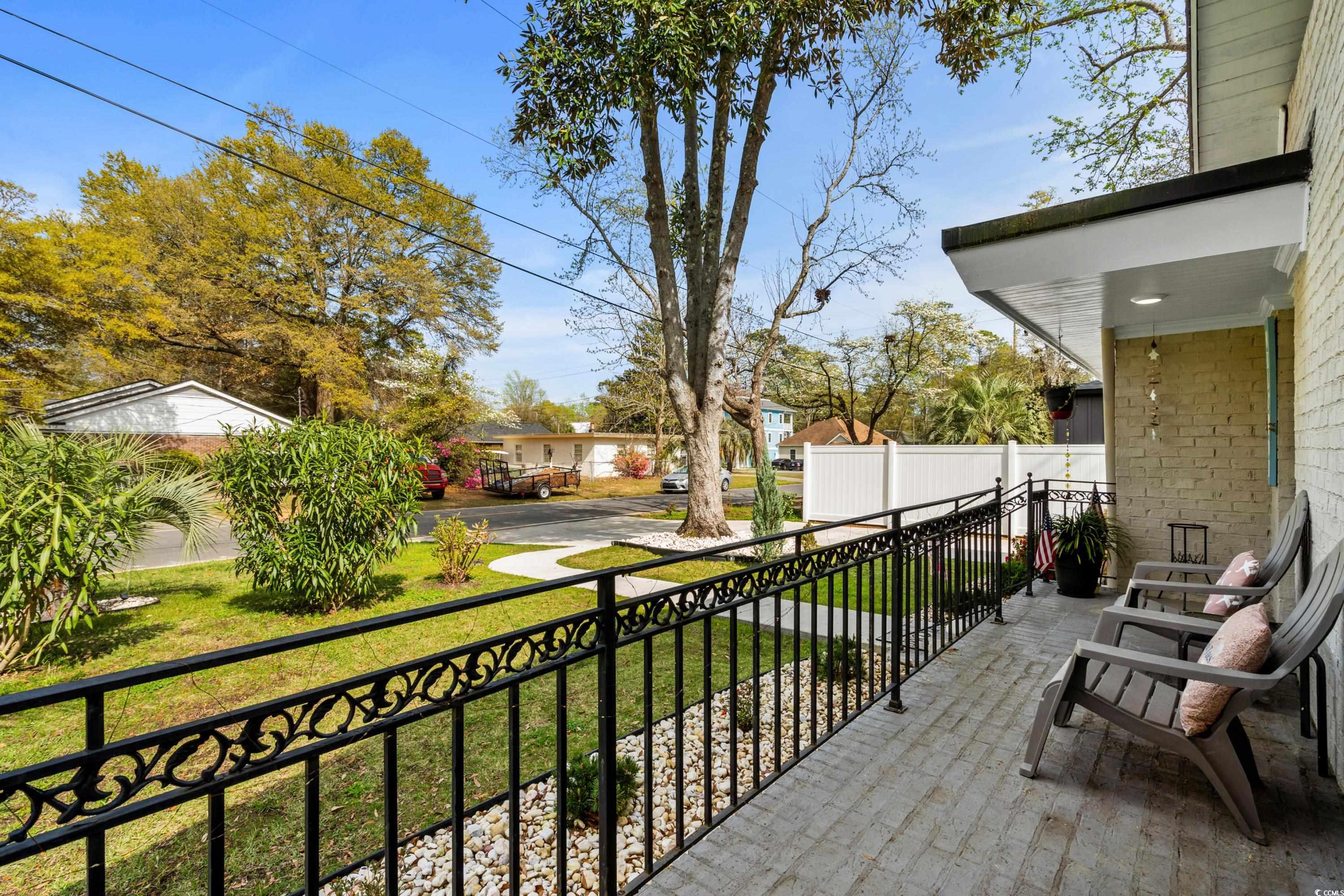 613 Cypress Dr. Property Photo 3