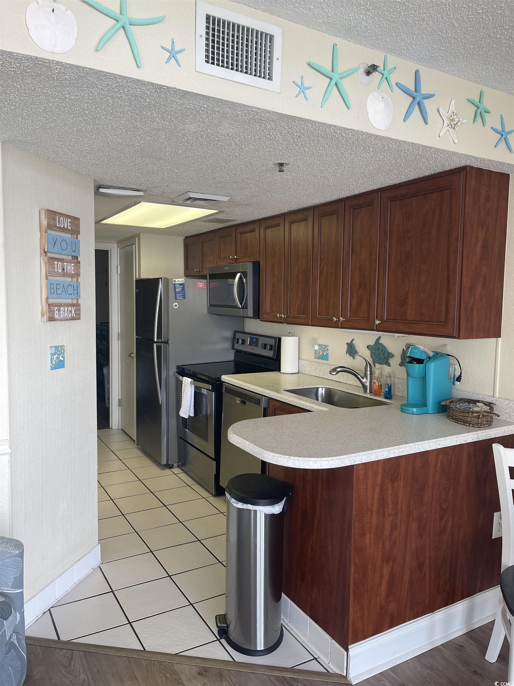 158 Sea Watch Dr. Property Photo 12
