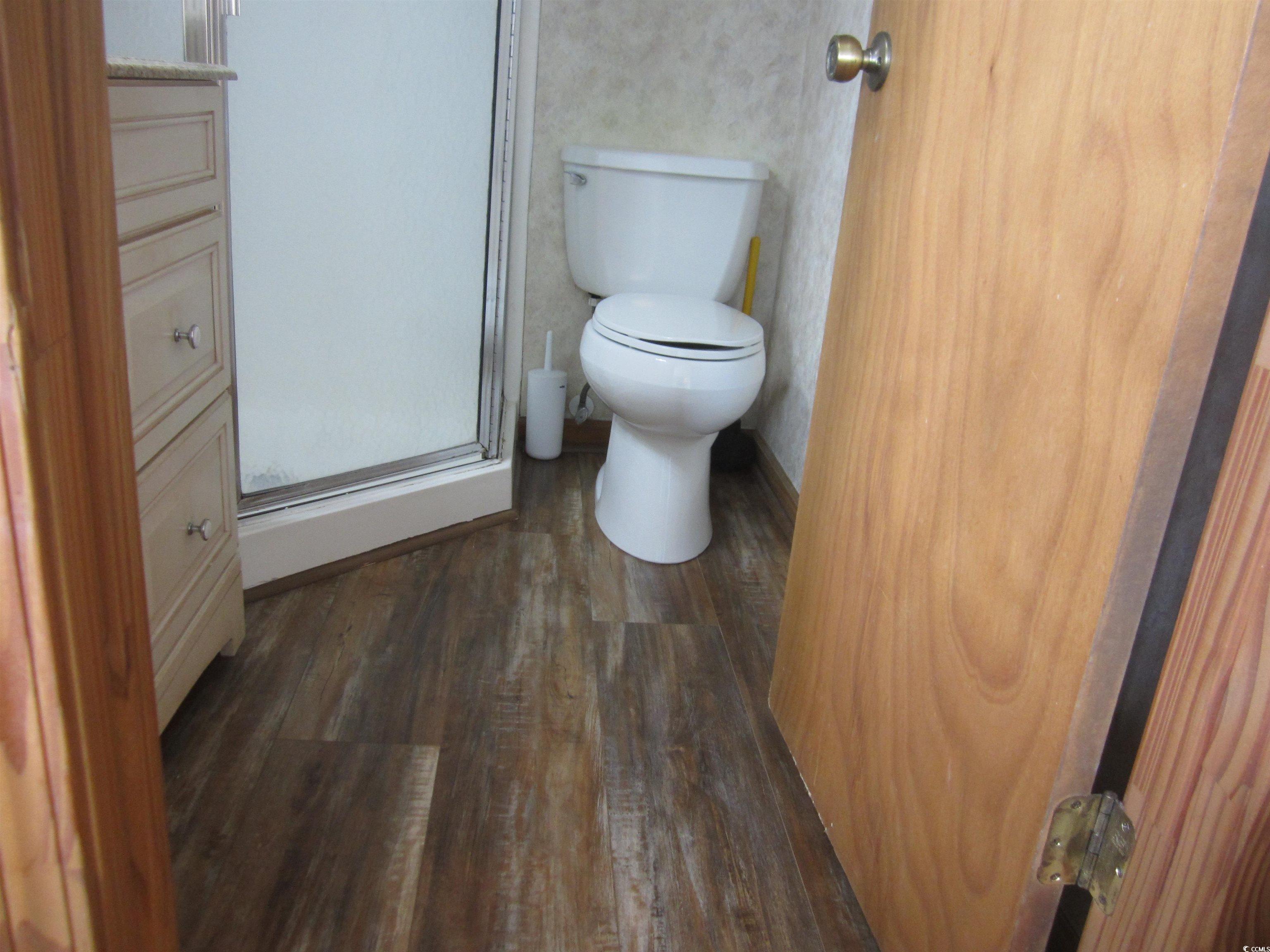 9540 Shore Dr. Property Photo 19