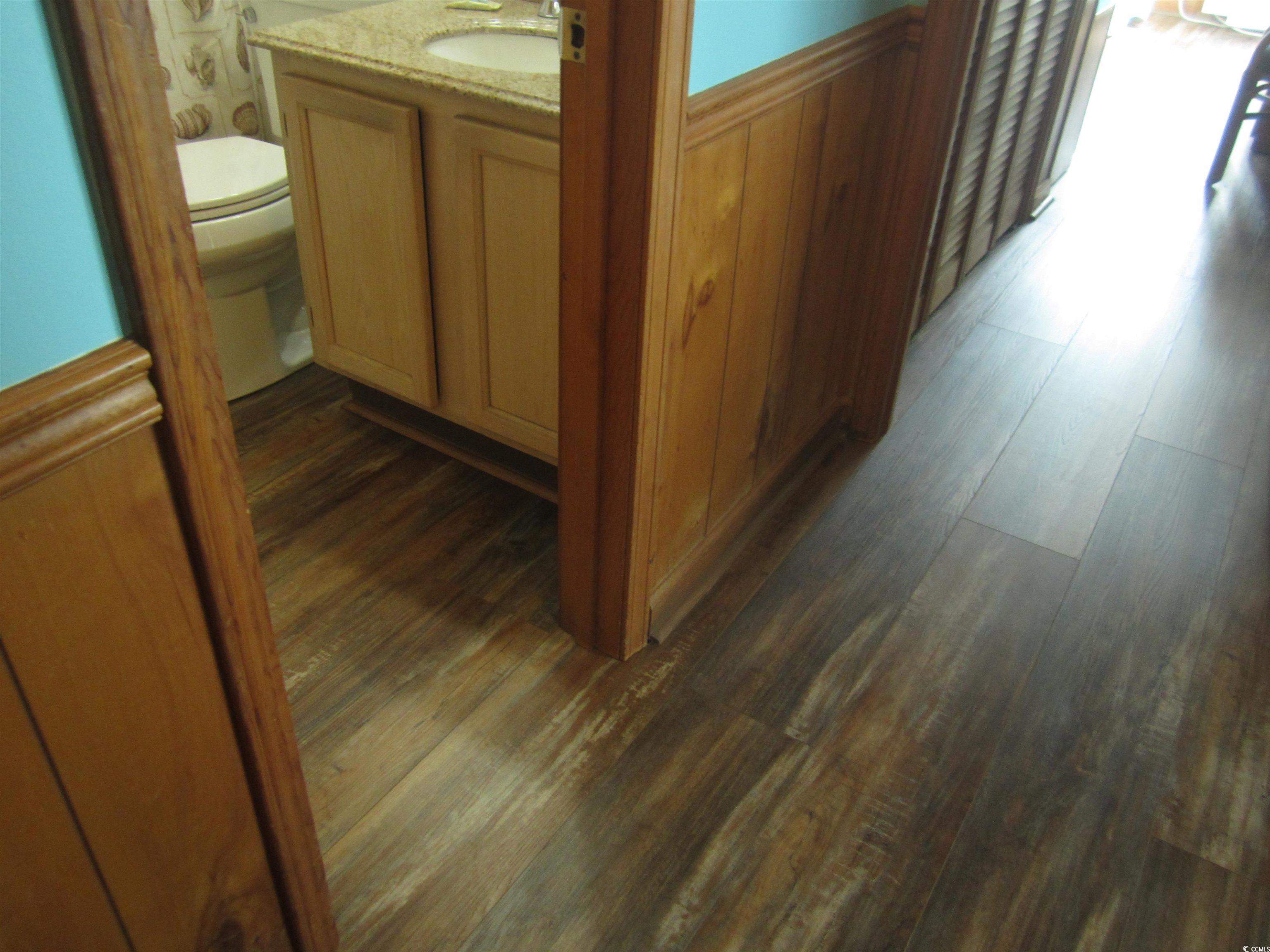 9540 Shore Dr. Property Photo 24