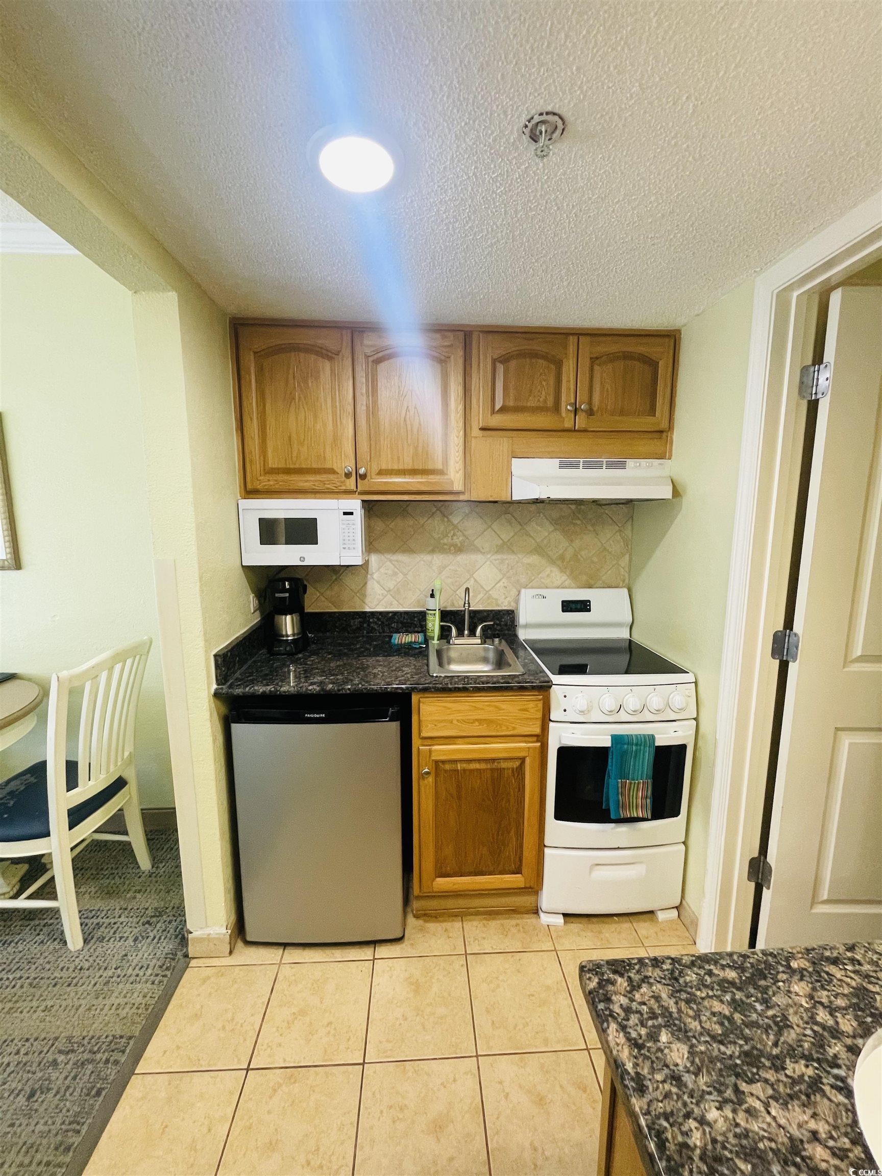 2311 S Ocean Blvd. Property Photo 7