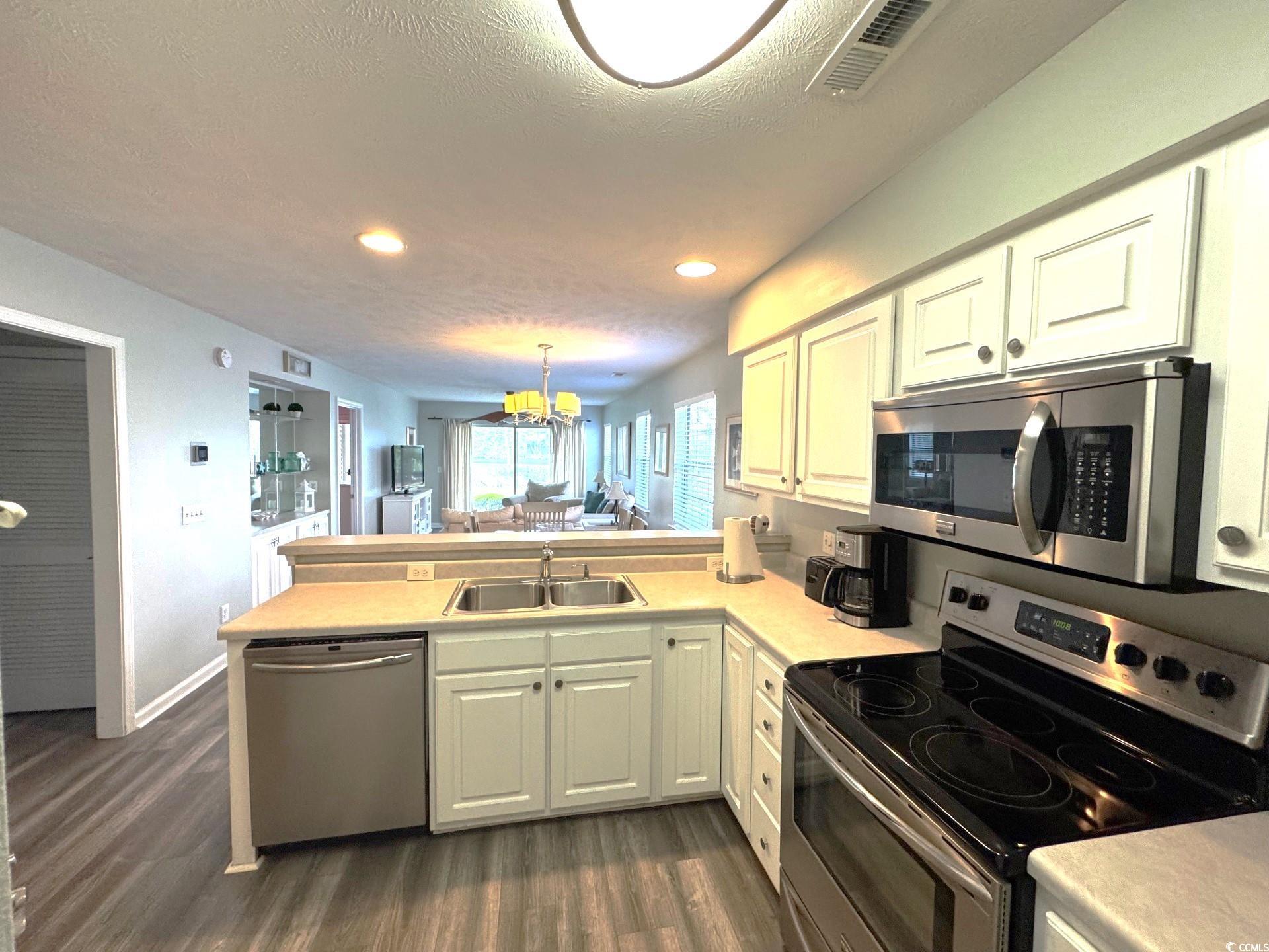 524 Pinehurst Ln. Property Photo 5