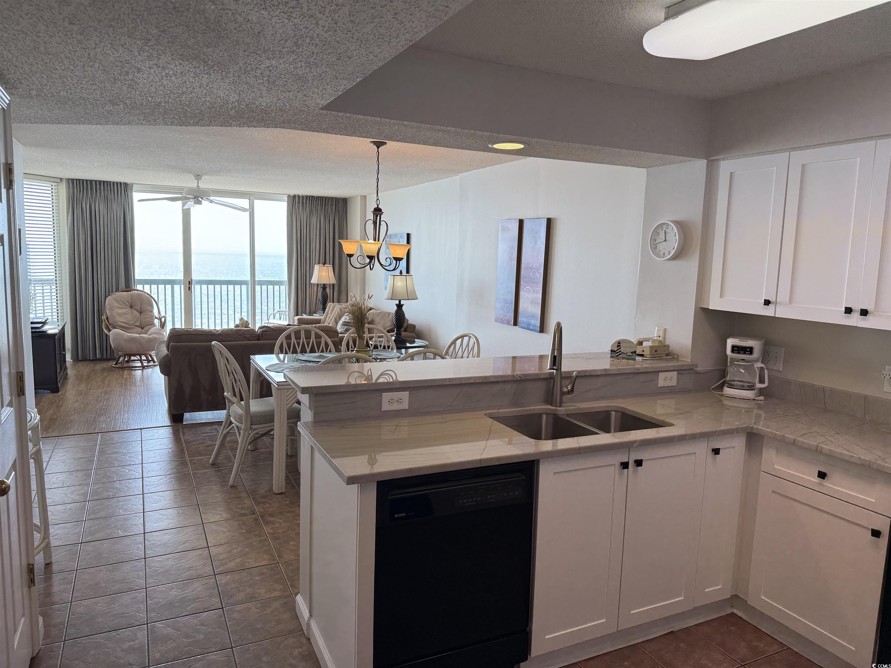 102 N Ocean Blvd. Property Photo 2