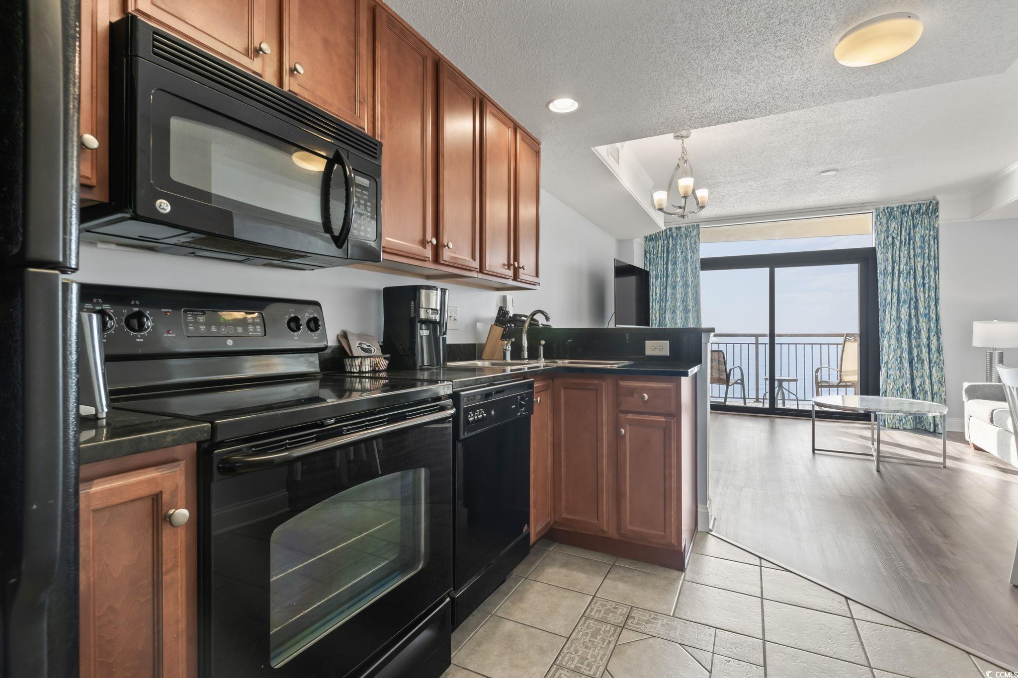 2600 N Ocean Blvd. Property Photo 4