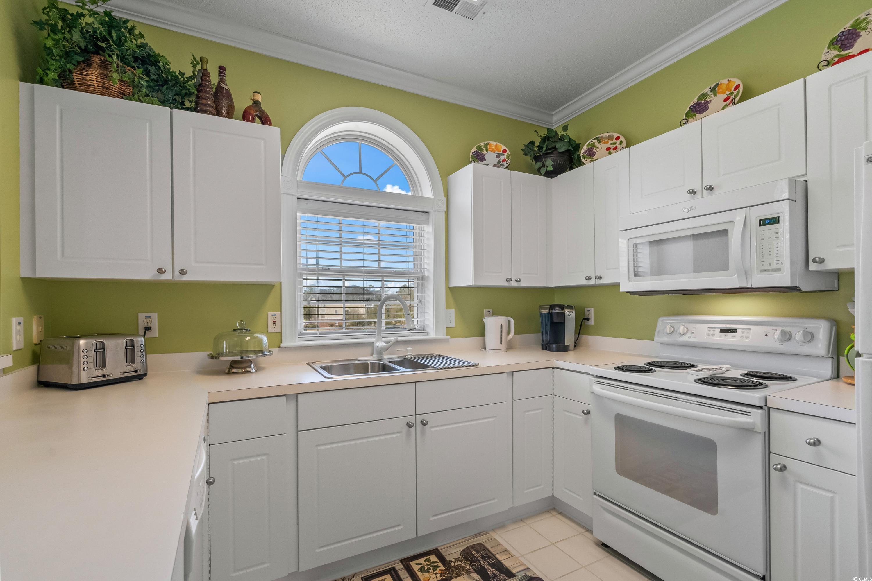 5751 Oyster Catcher Dr. Property Photo 13
