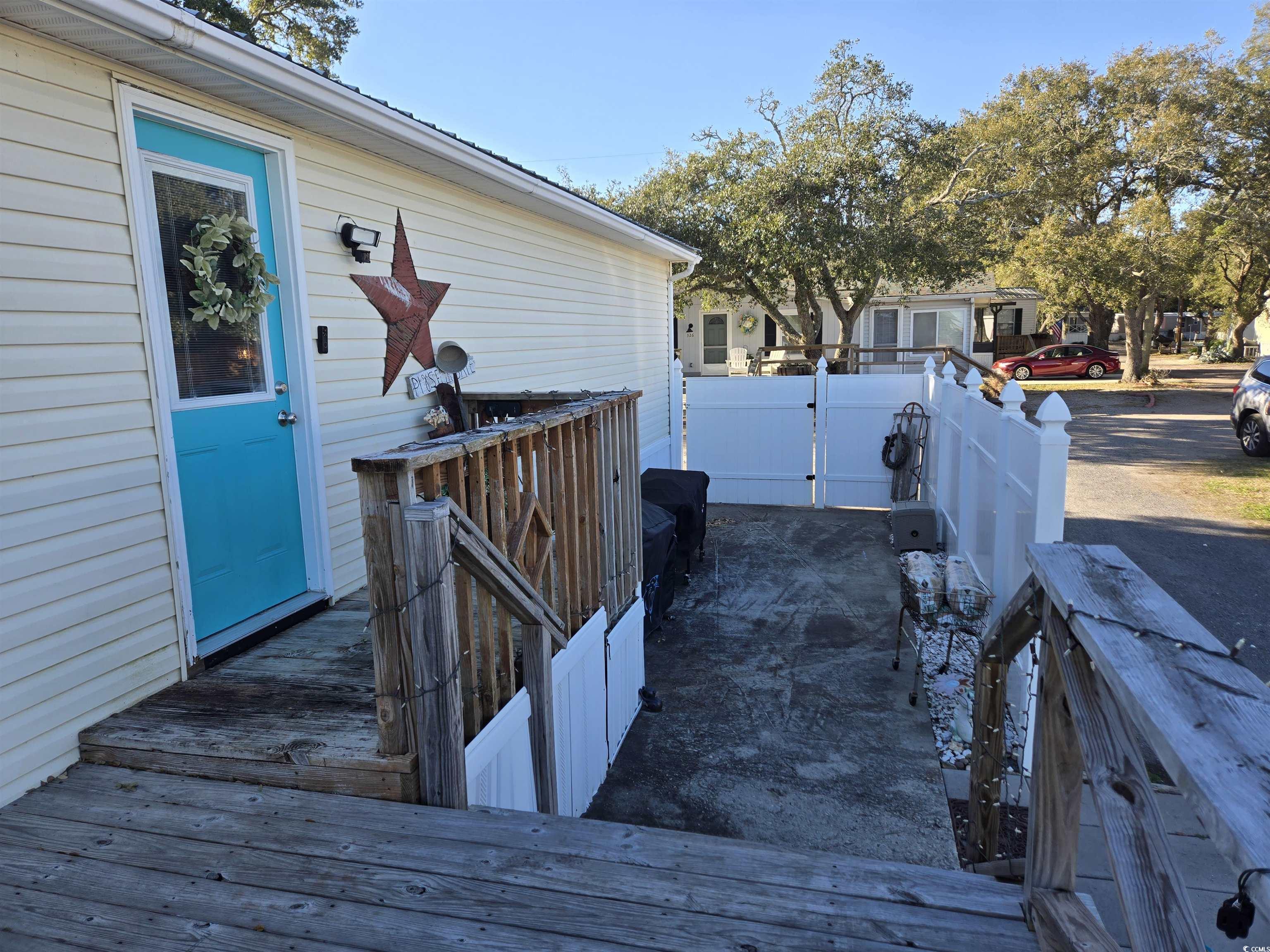 333 Yucca Circle Property Photo 4