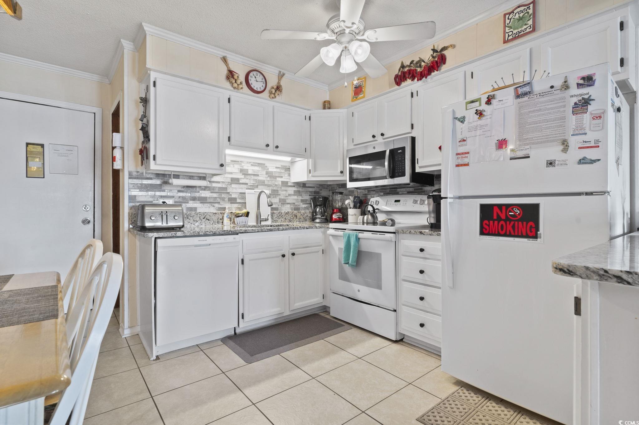 9530 Shore Dr. Property Photo 4