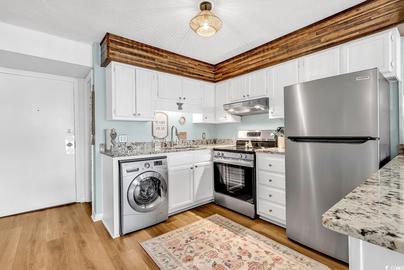 5601 Ocean Blvd. N Property Photo 5