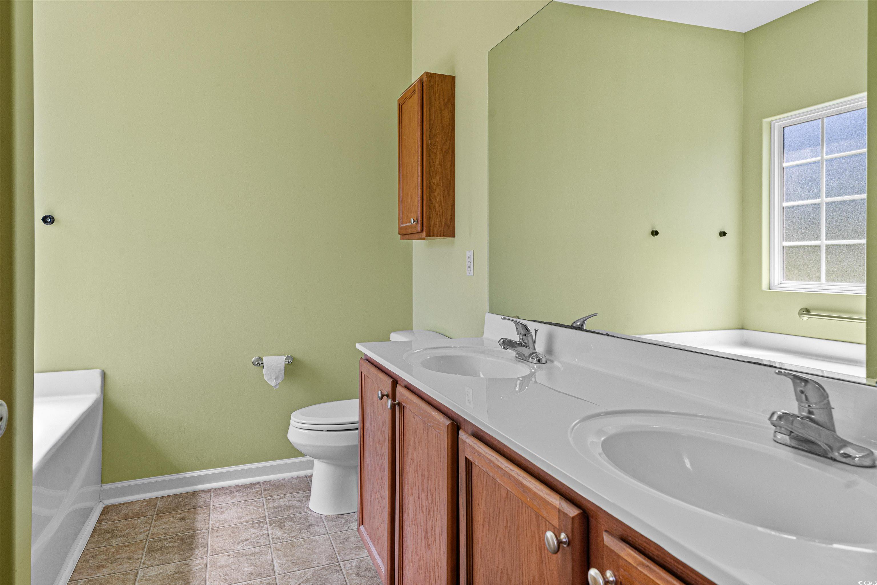 270 Moulton Dr. Property Photo 18