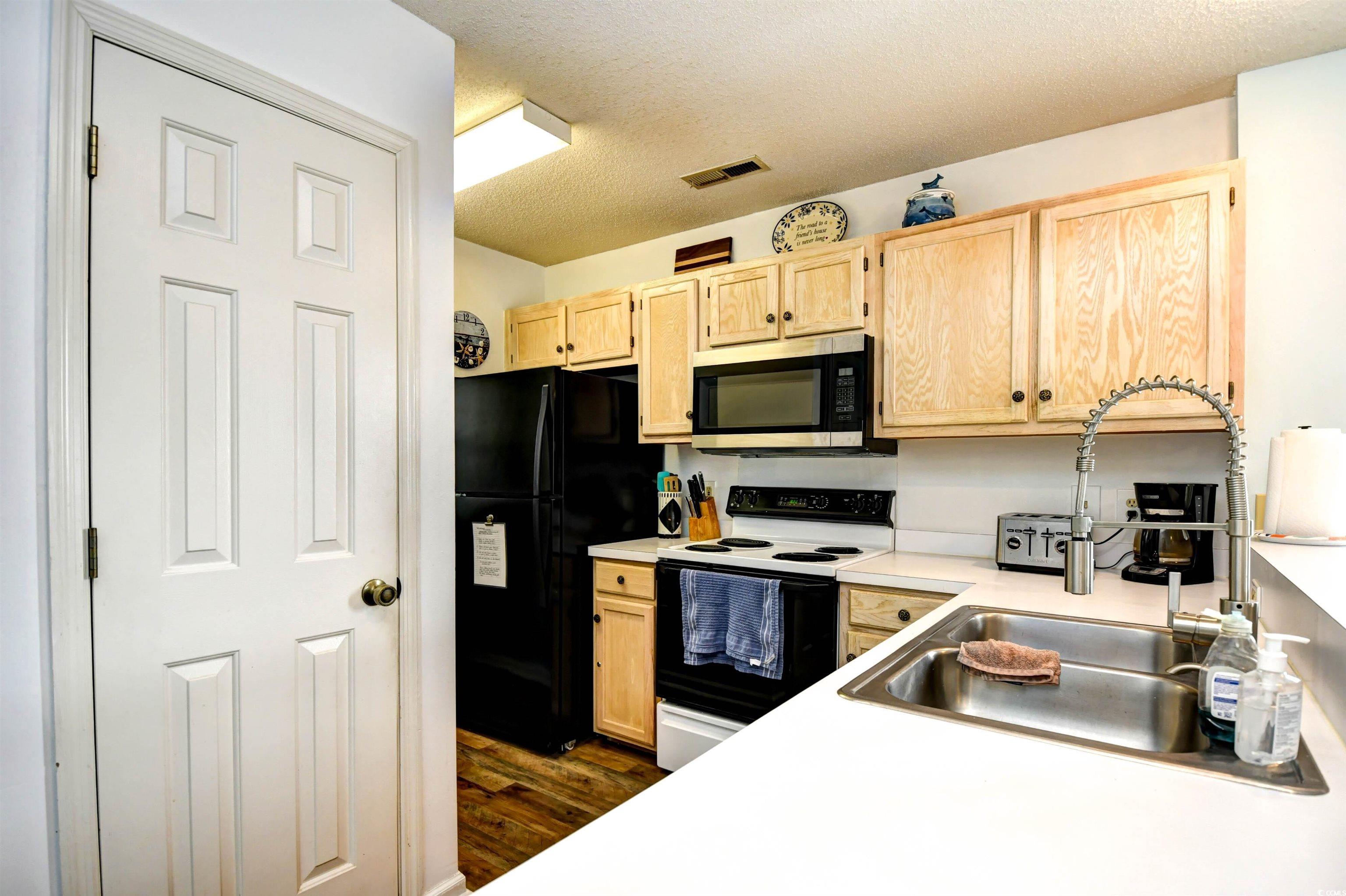 213 Landing Rd. Property Photo 11