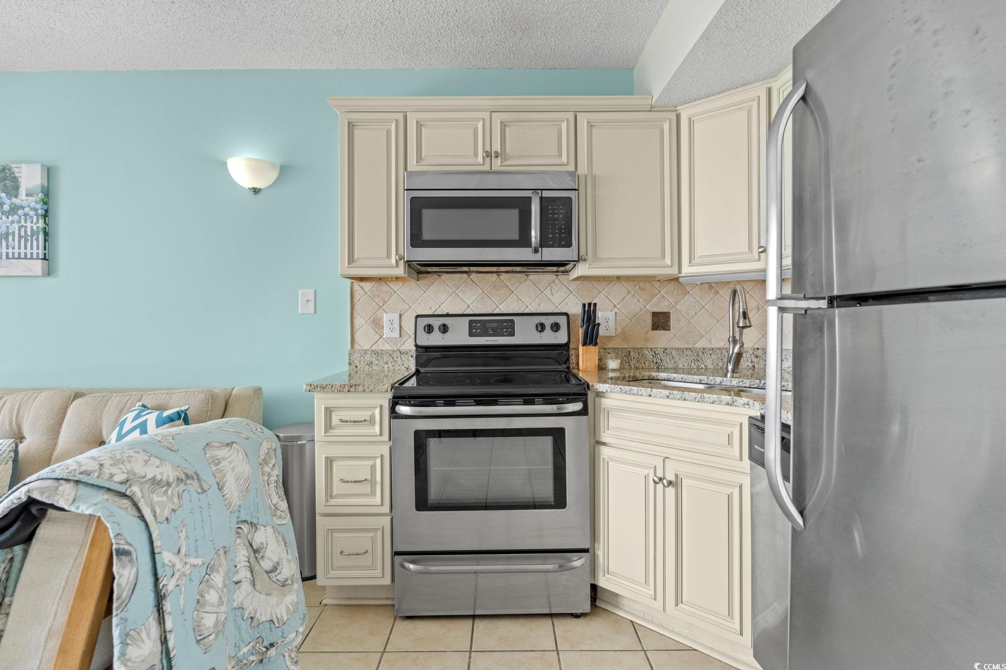 5523 North Ocean Blvd. Property Photo 14