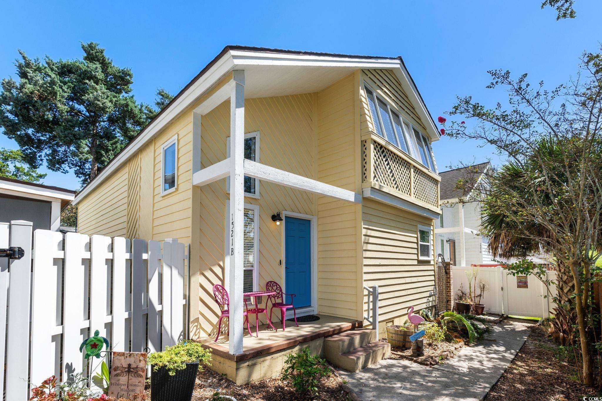 1521 Edge Dr. Property Photo 2