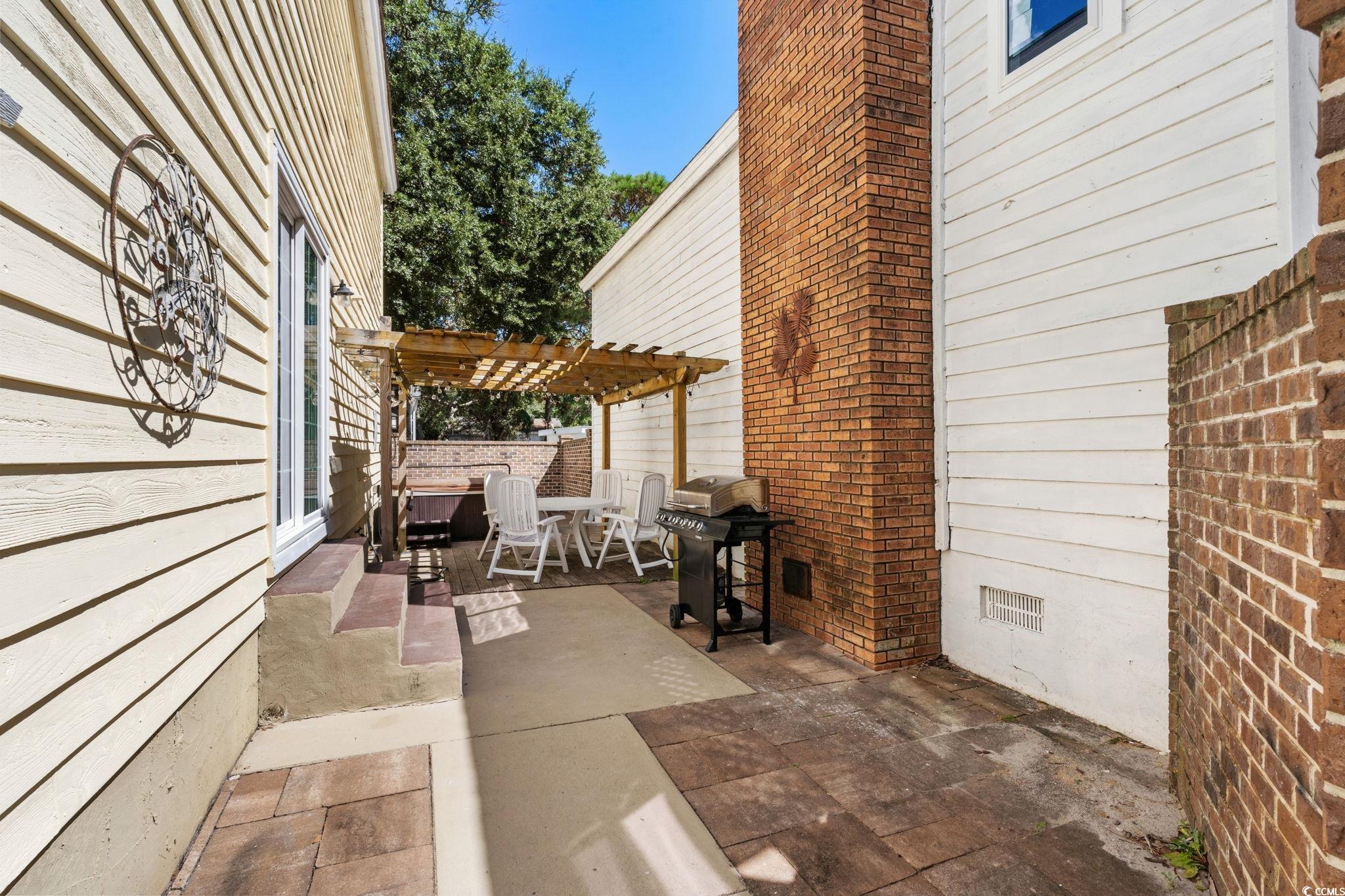 1521 Edge Dr. Property Photo 7