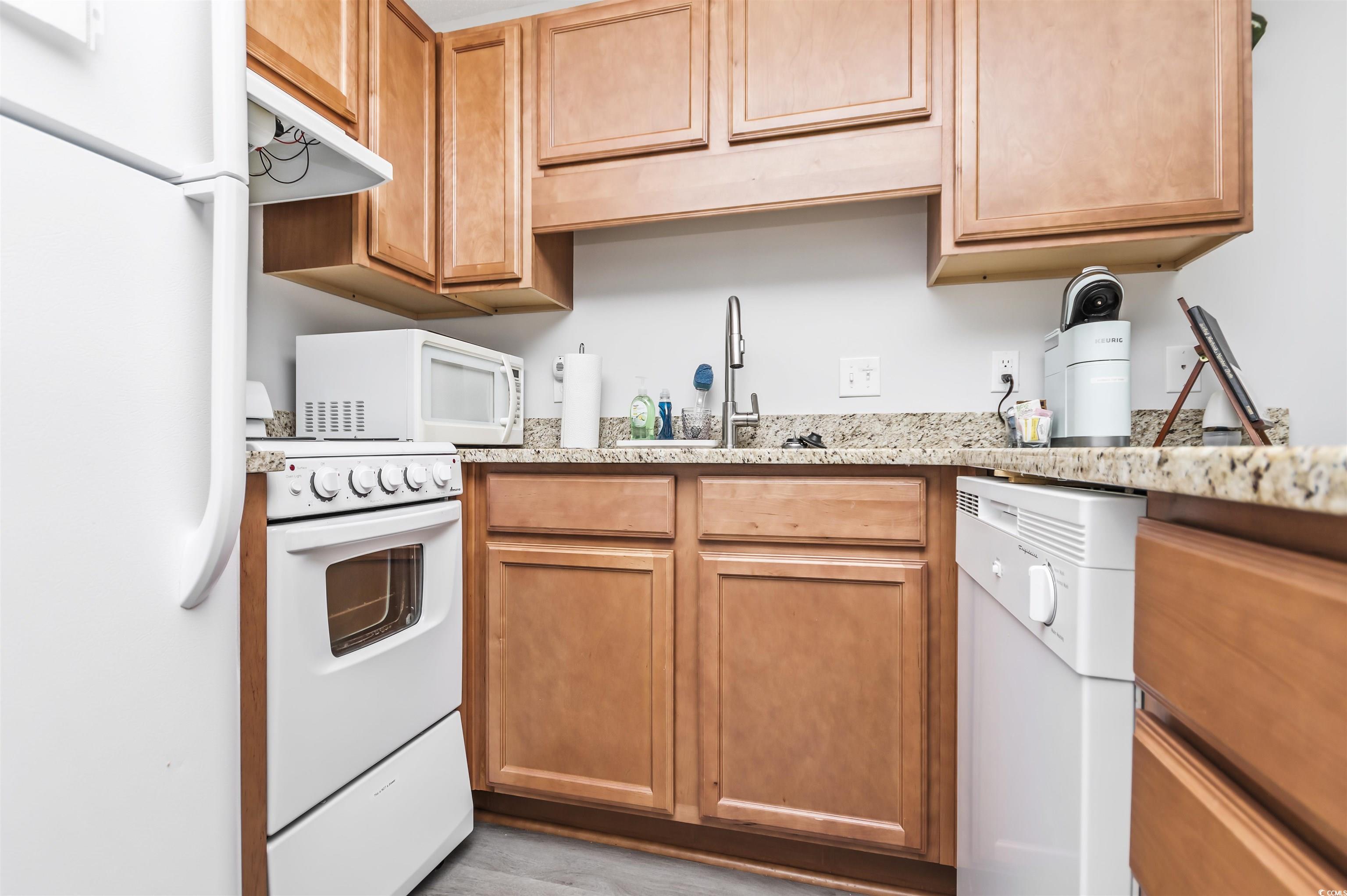 615 N Waccamaw Dr. Property Photo 16