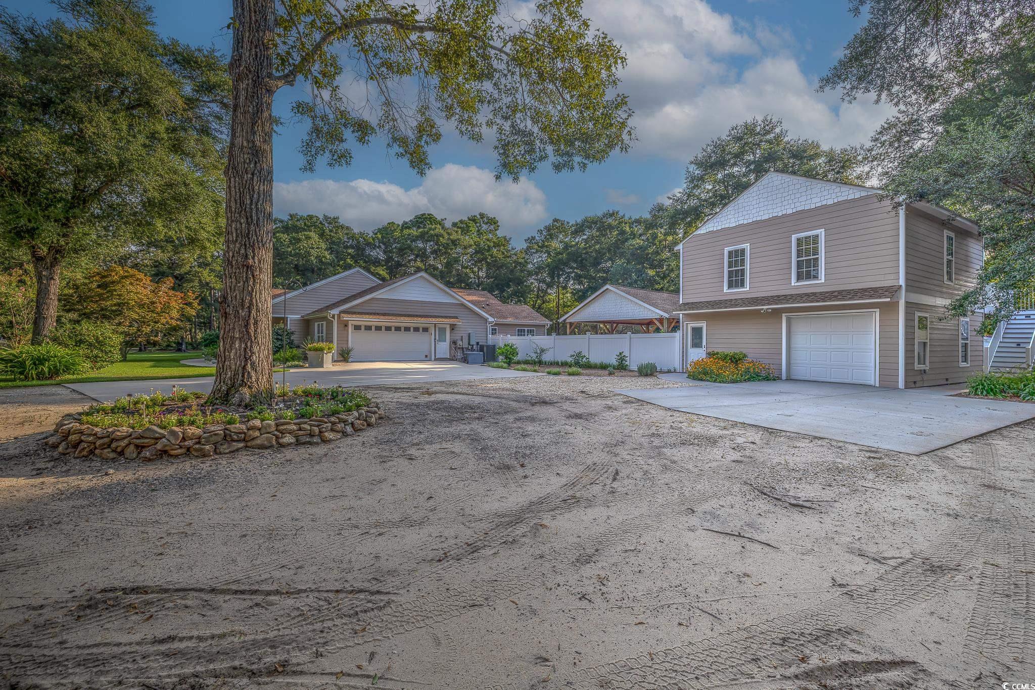 121 Half Moon Trail Property Photo 5