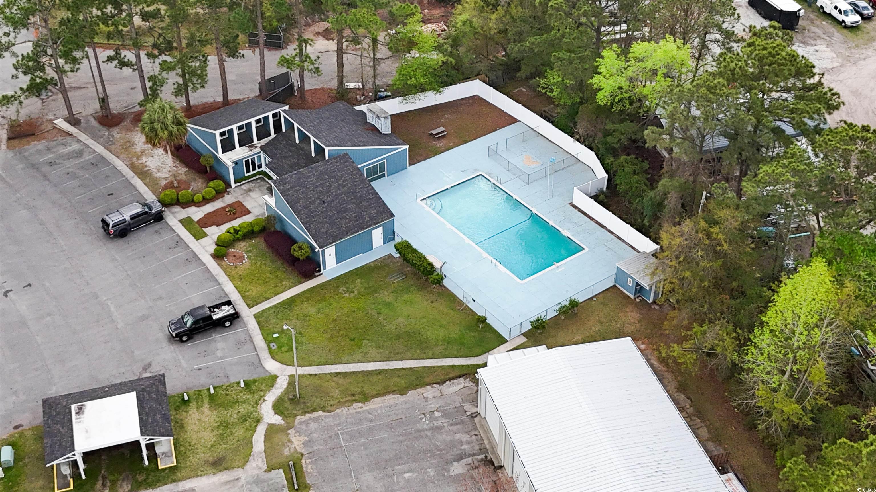 1 Topsail Ln. Property Photo 3