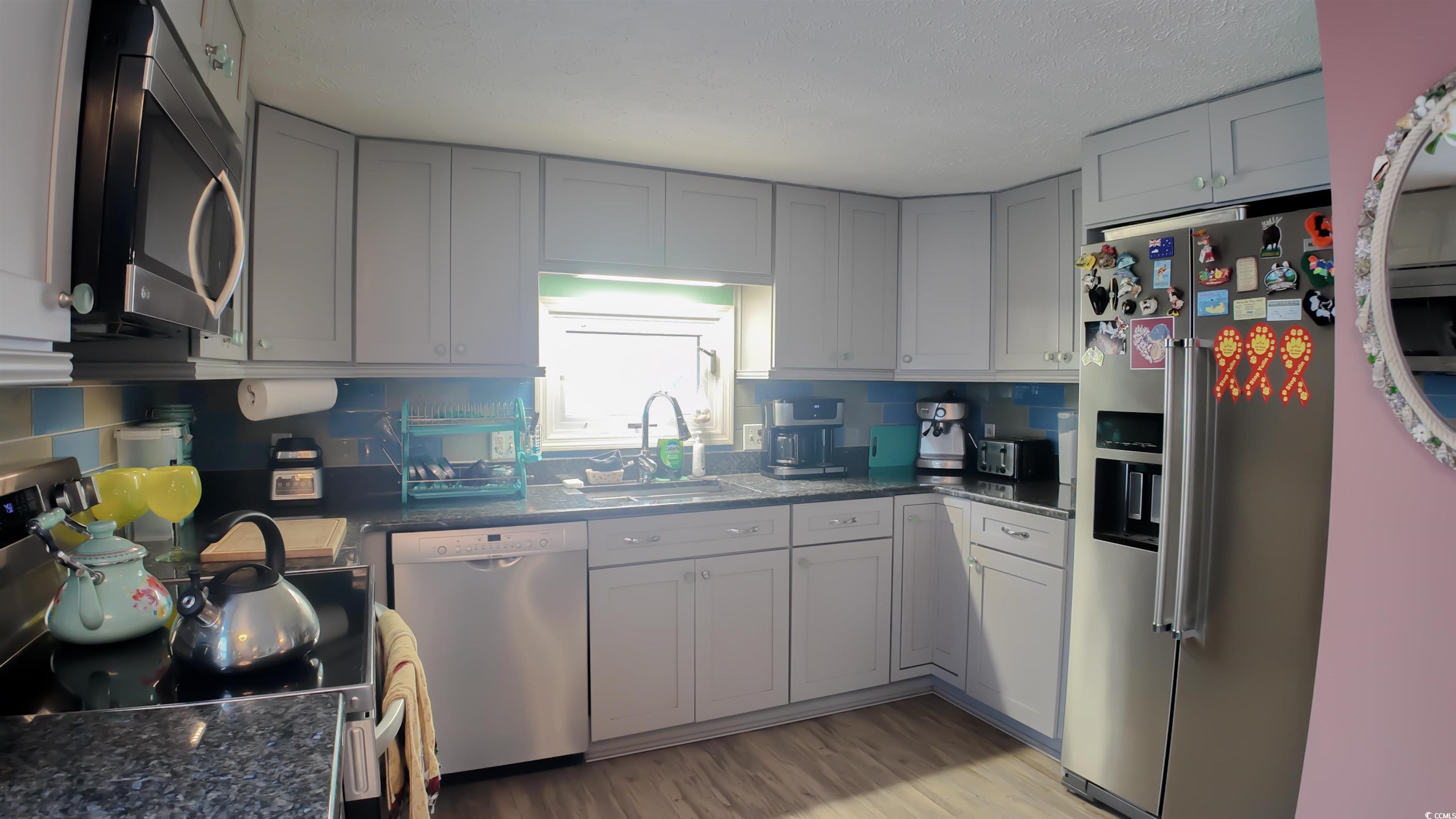 1 Topsail Ln. Property Photo 8