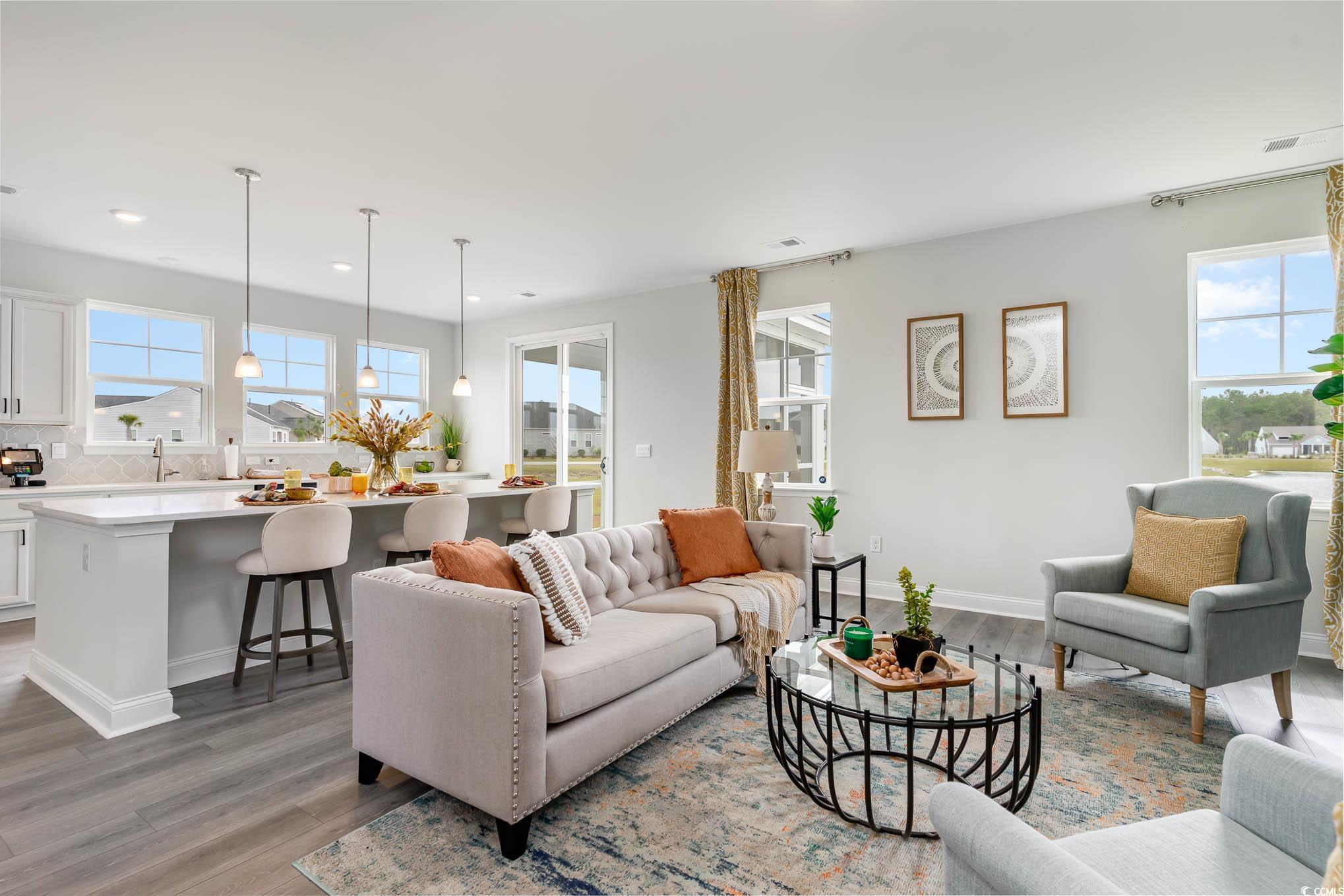 350 Glacier Way Property Photo 11