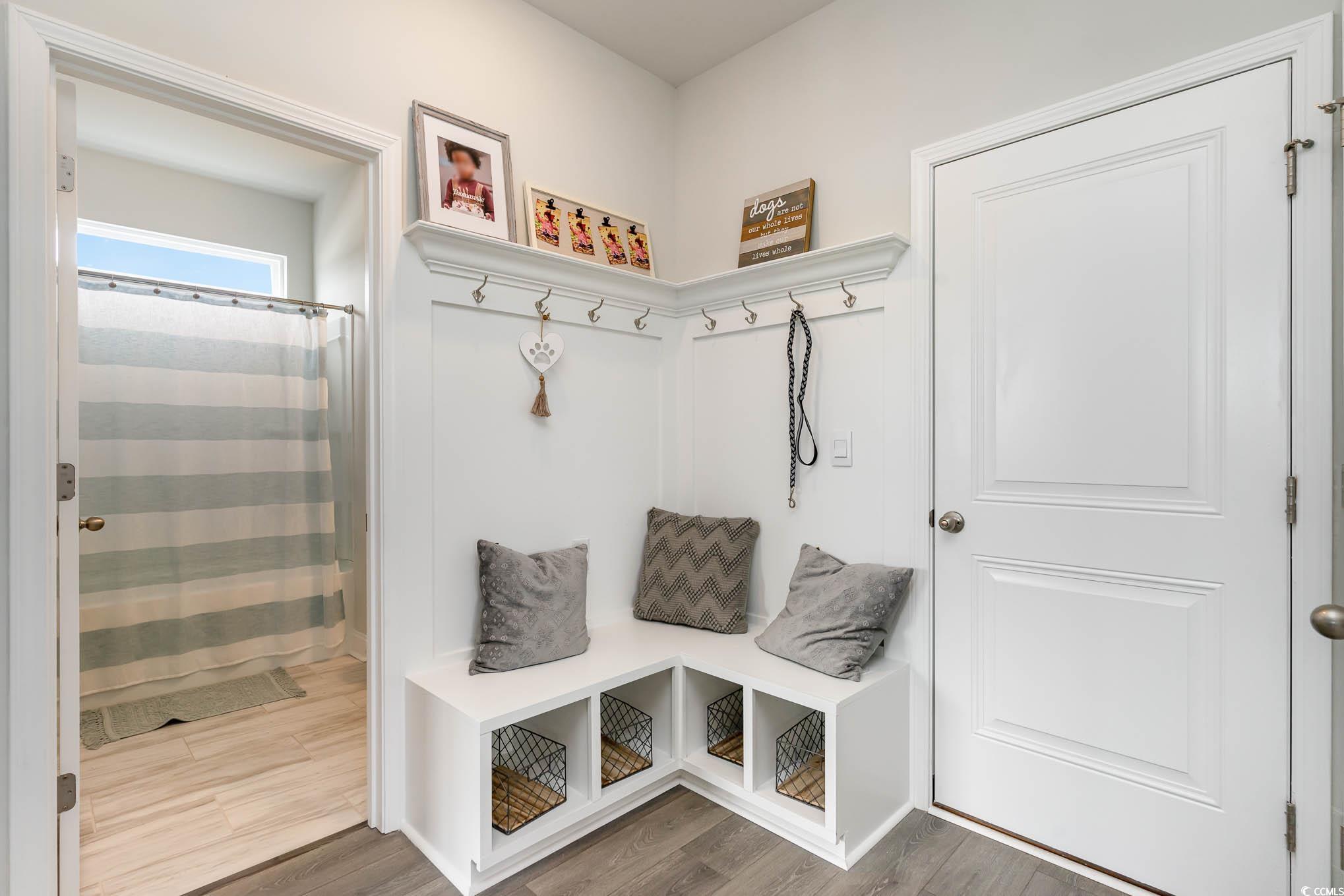 350 Glacier Way Property Photo 12