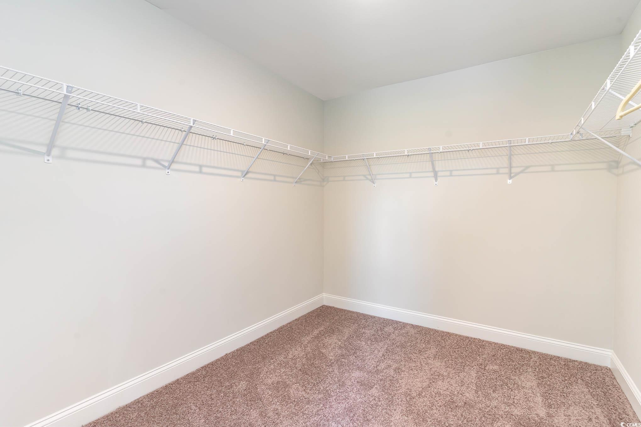 350 Glacier Way Property Photo 24