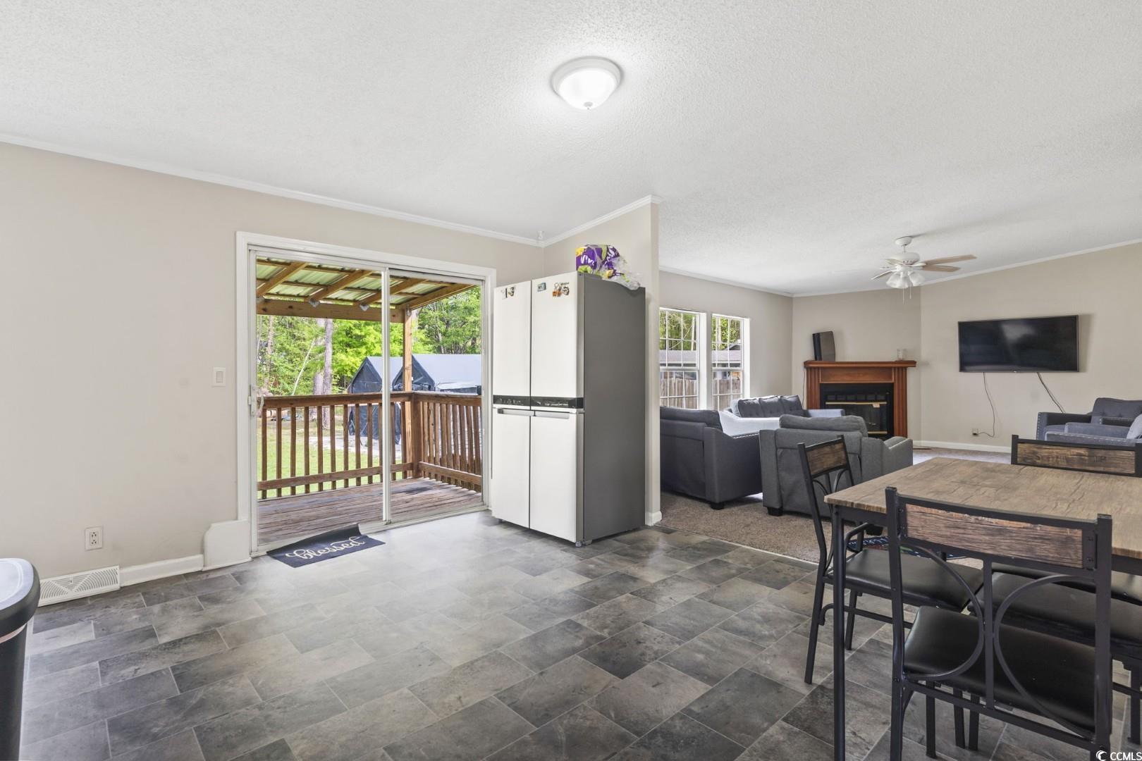 4898 Sawgrass Ln. Property Photo 10
