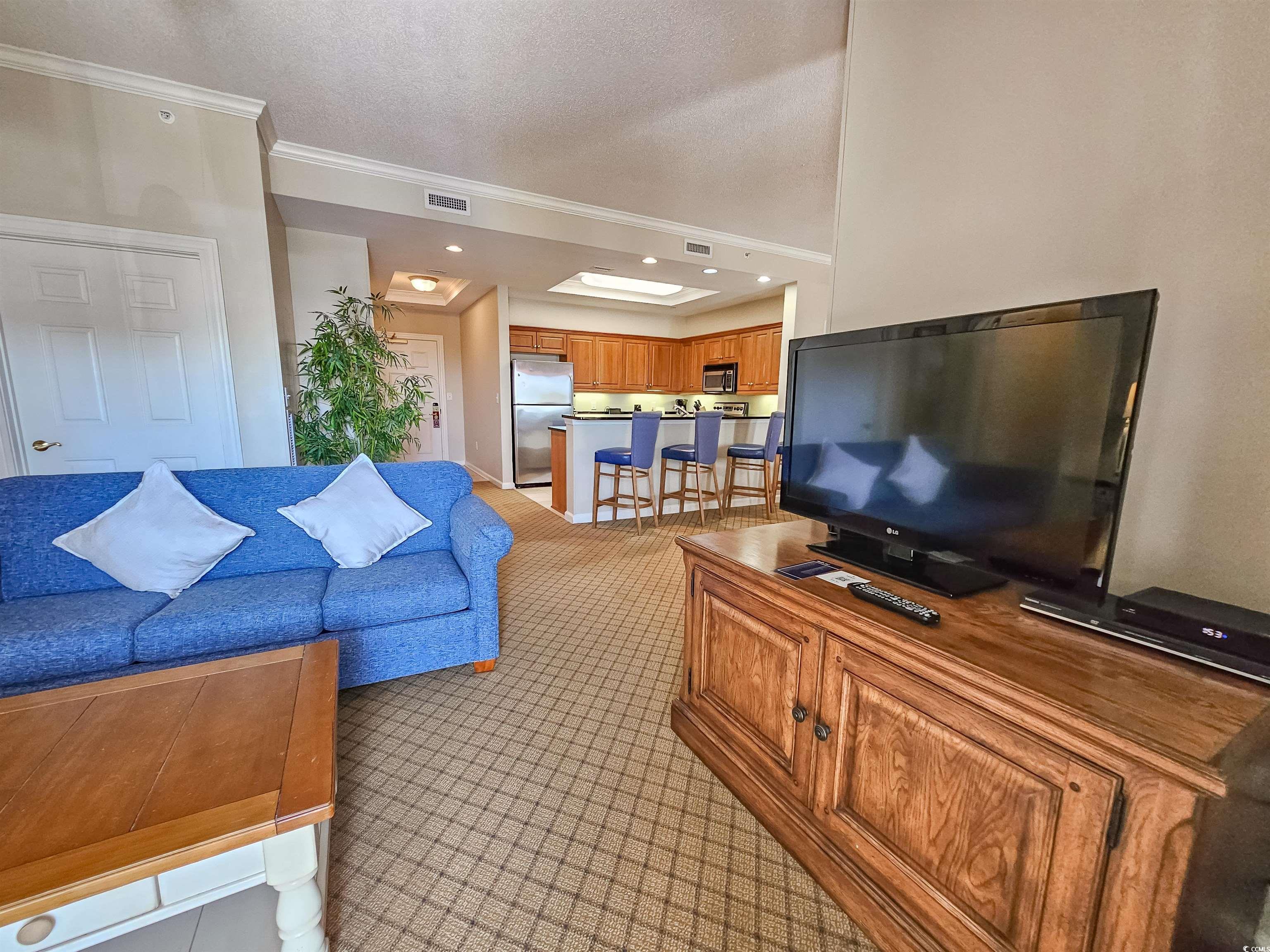 9994 Beach Club Dr. Property Photo 7