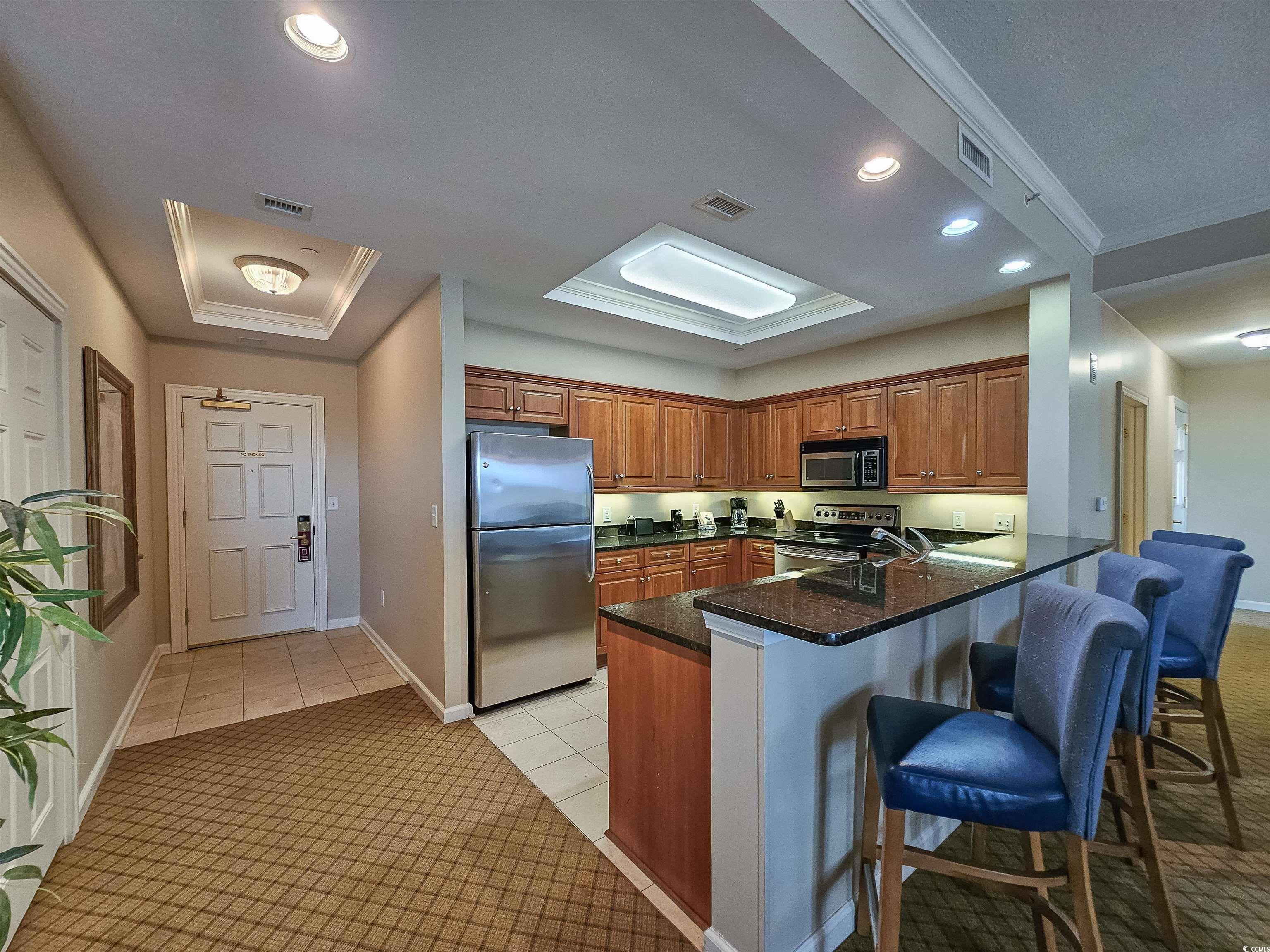 9994 Beach Club Dr. Property Photo 9