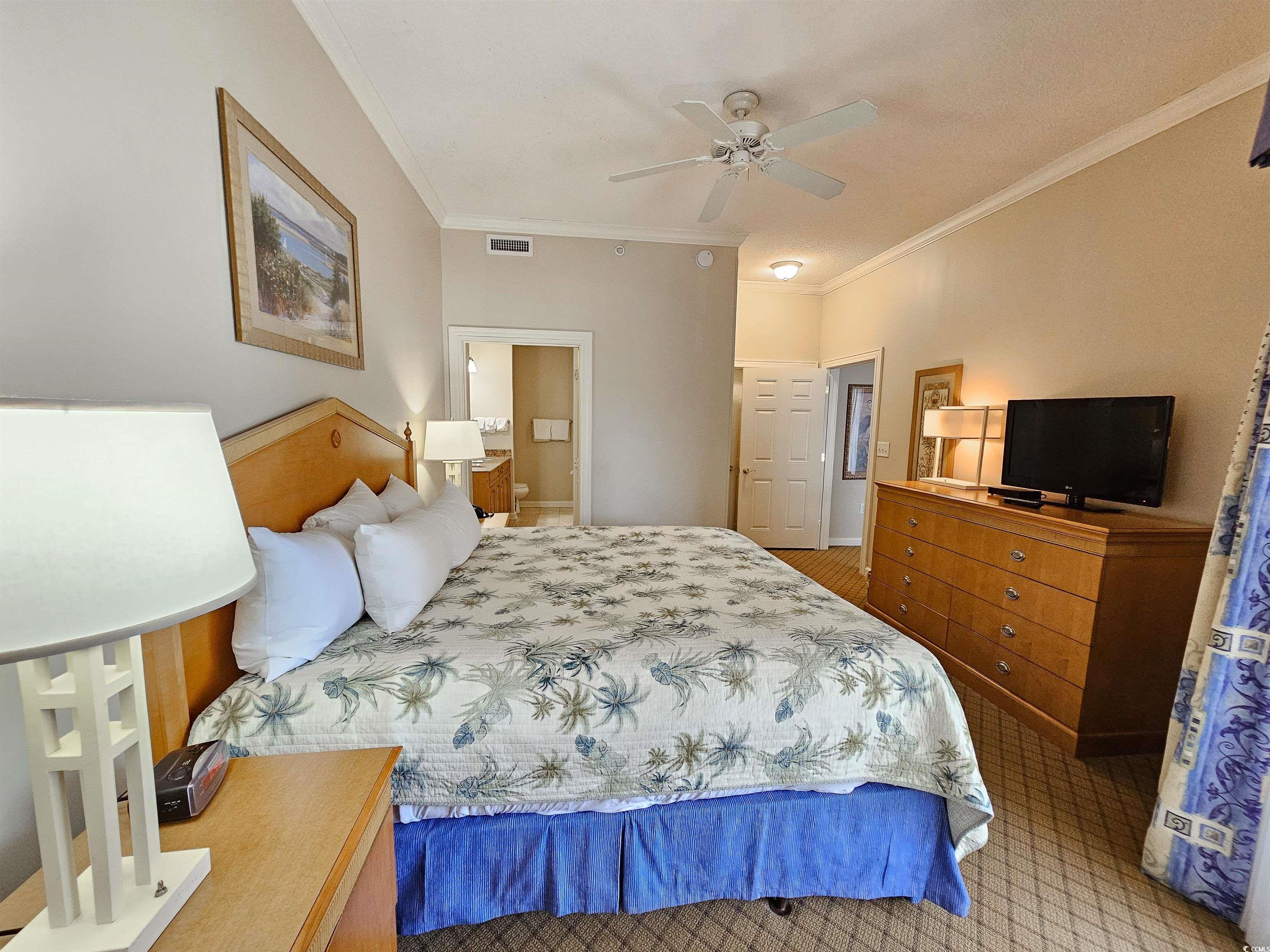 9994 Beach Club Dr. Property Photo 18