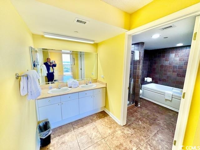 8560 Queensway Blvd. Property Photo 26