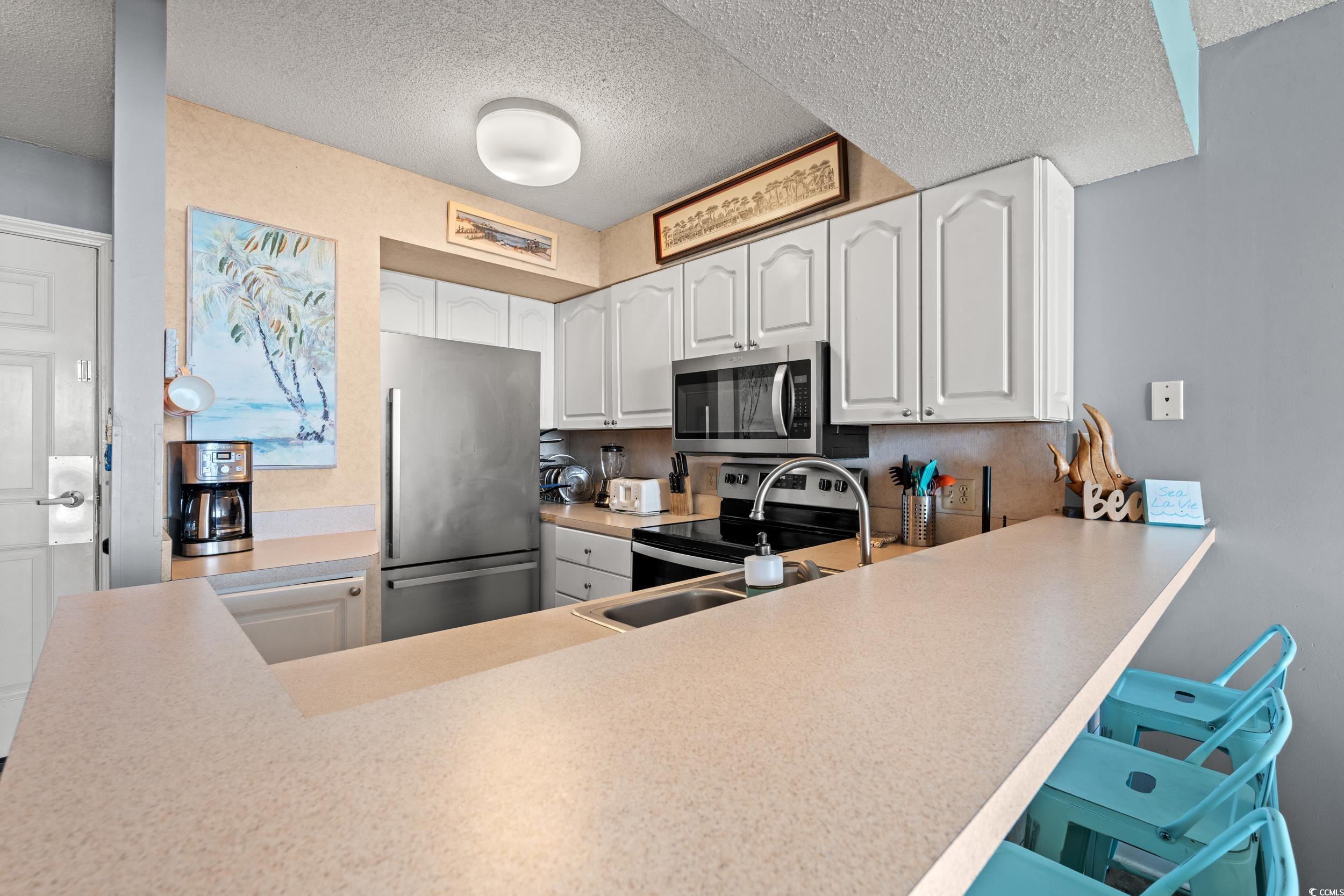 9400 Shore Dr. Property Photo 12