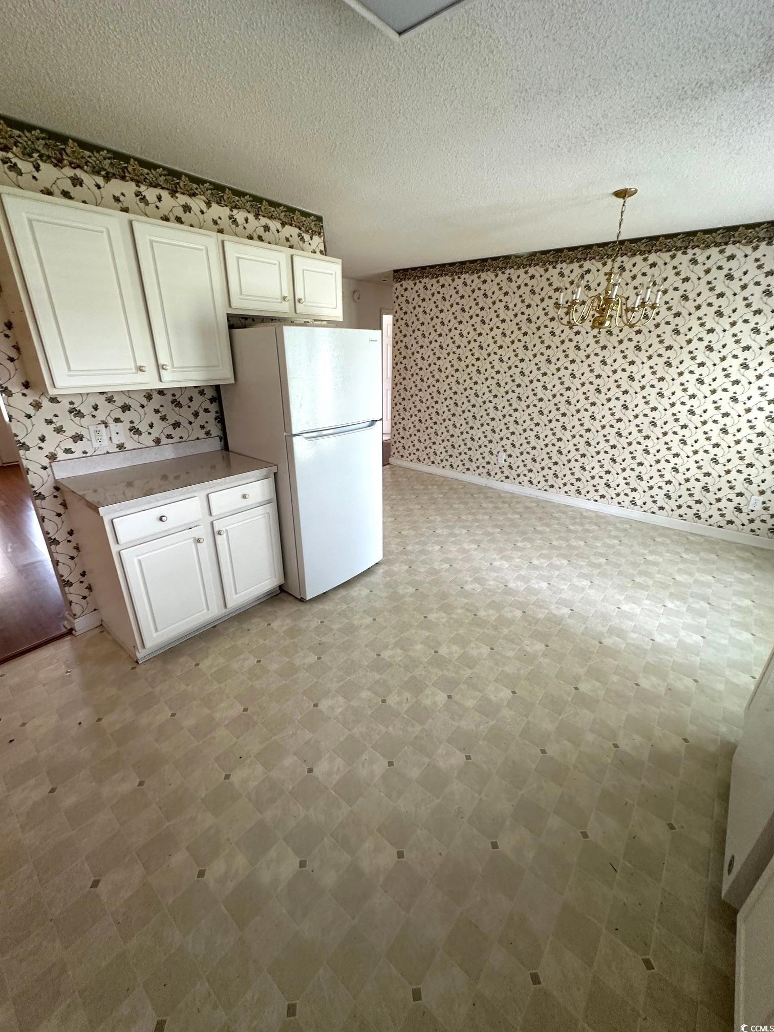 1014 Mimosa Ct. Property Photo 6