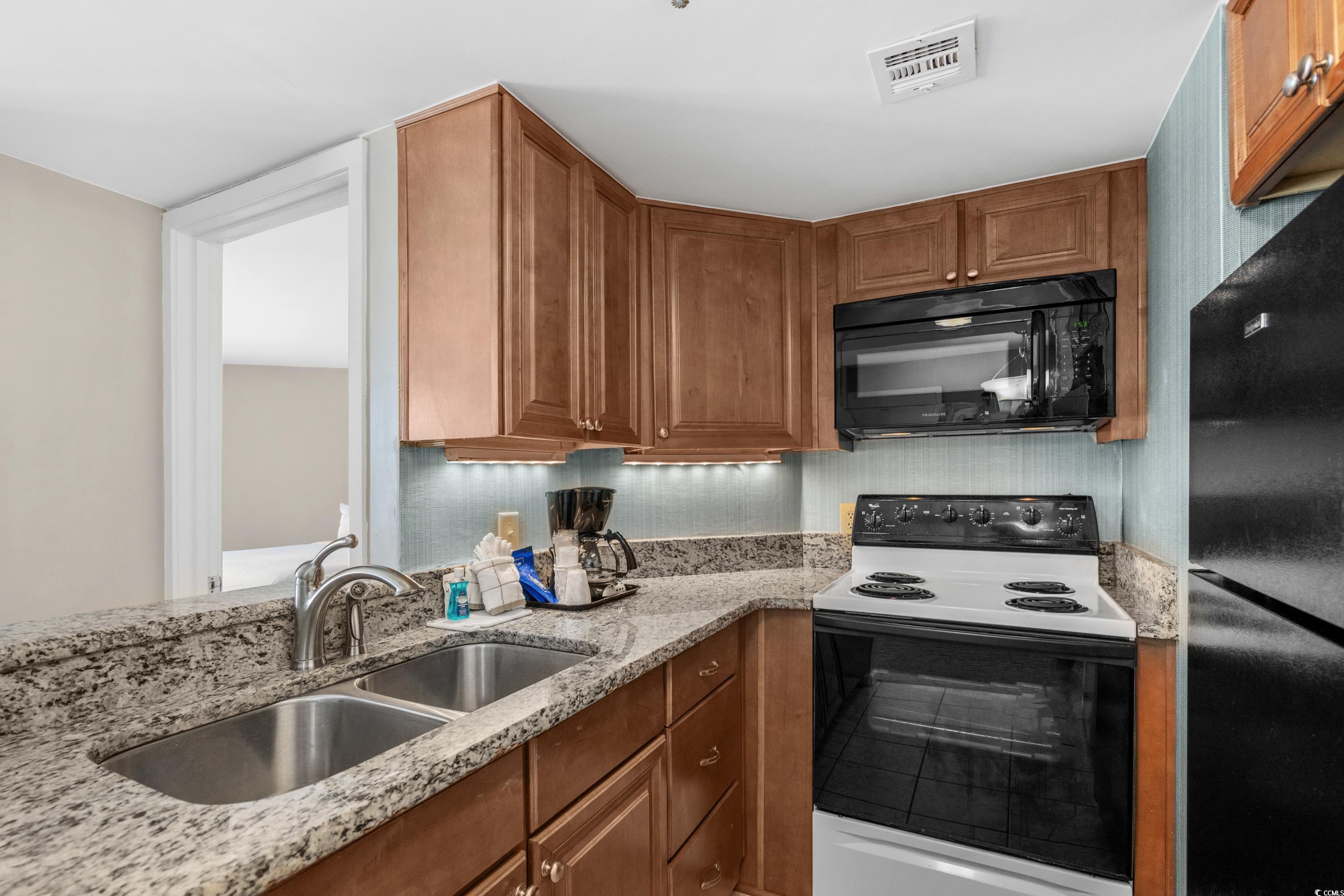 2701 N Ocean Blvd. Property Photo 9