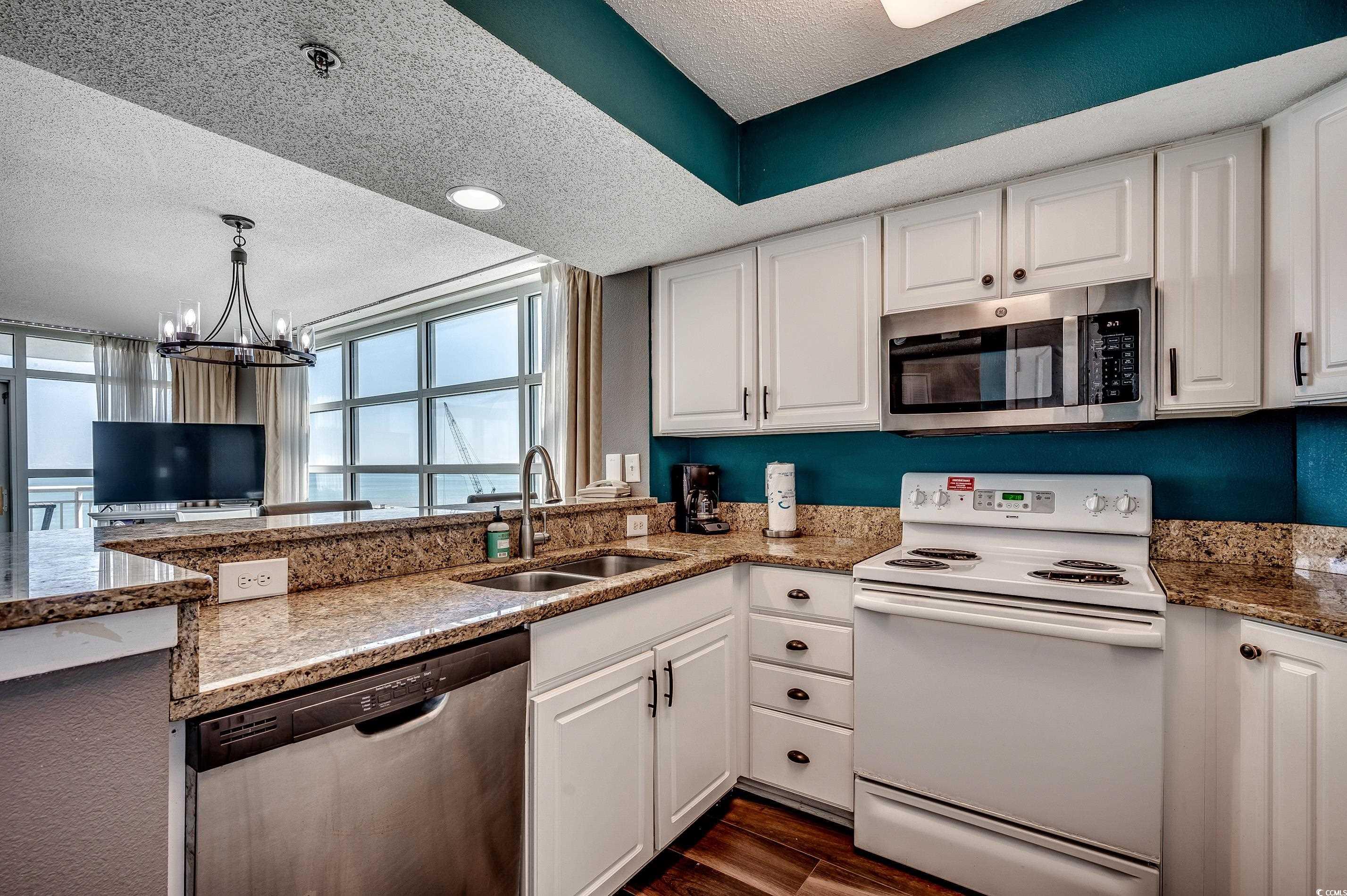 2504 N Ocean Blvd. Property Photo 6