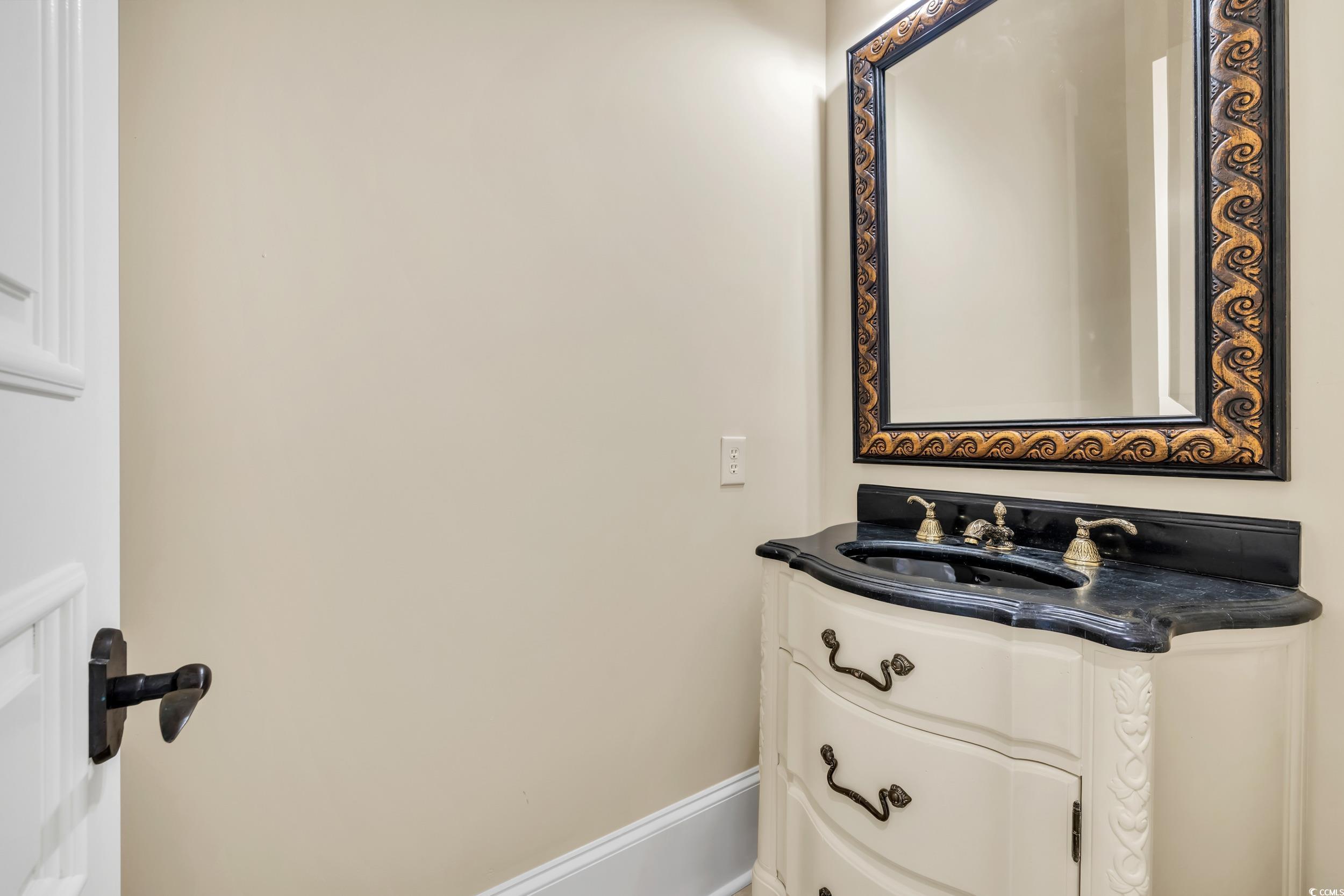 1563 Cadiz Dr. Property Photo 31