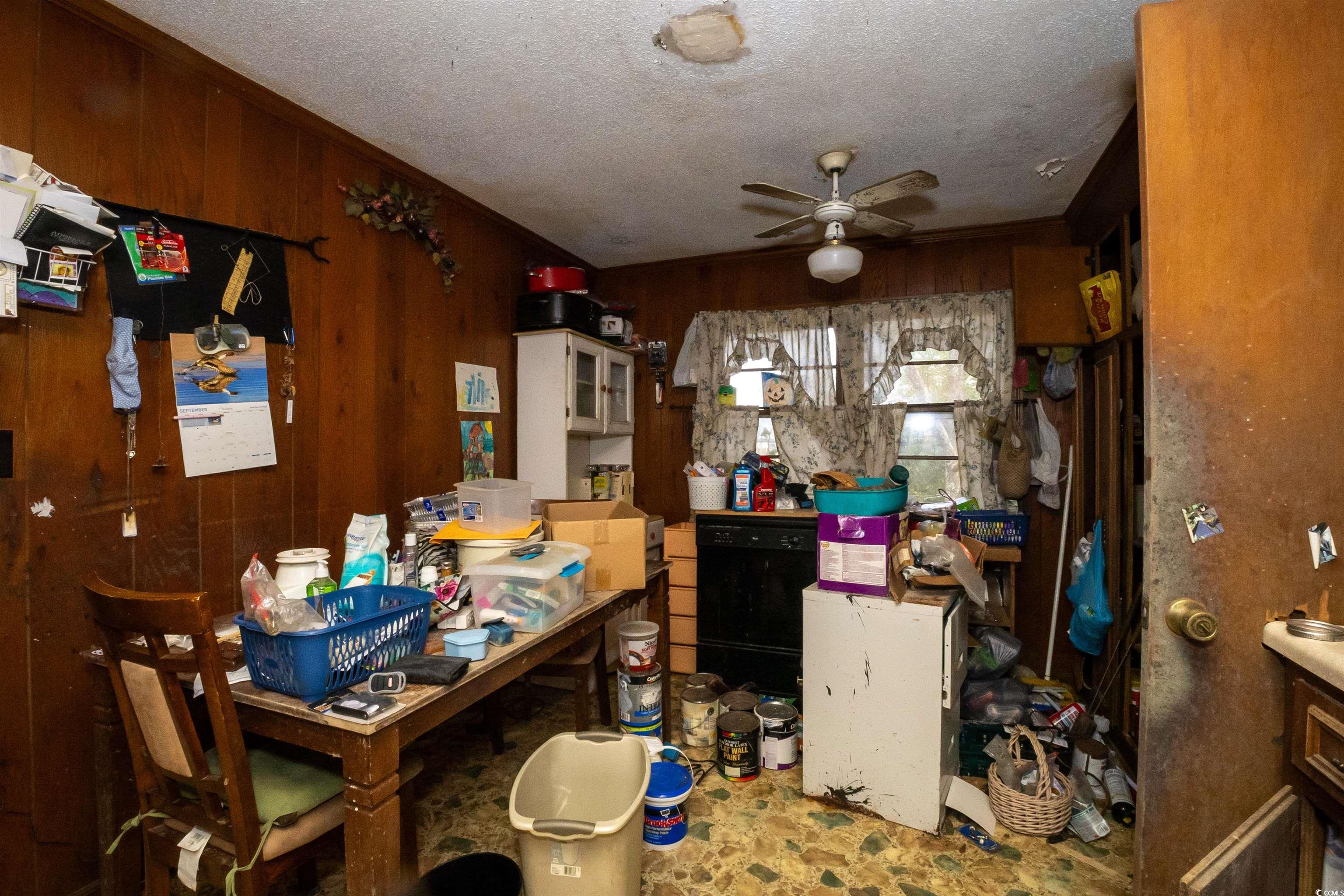 2405 S. Island Rd. Property Photo 13