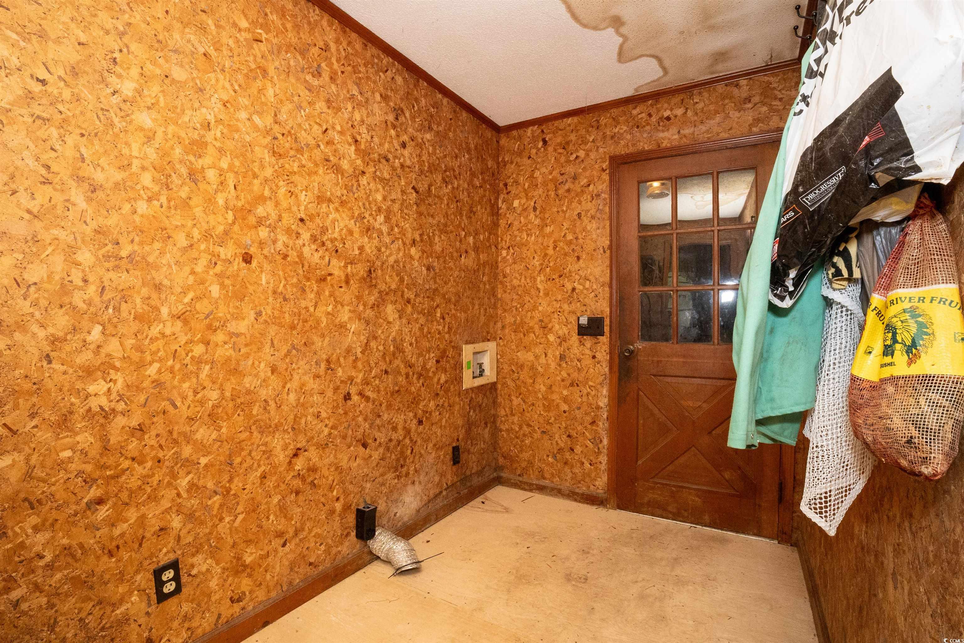 2405 S. Island Rd. Property Photo 18