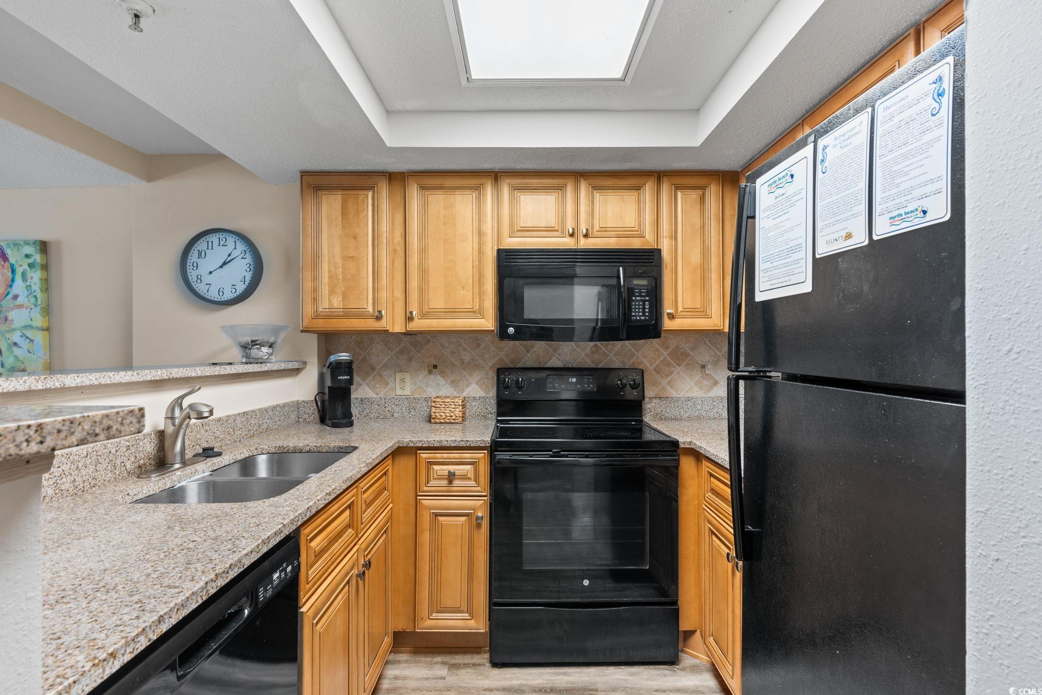 5308 Ocean Blvd. Property Photo 7