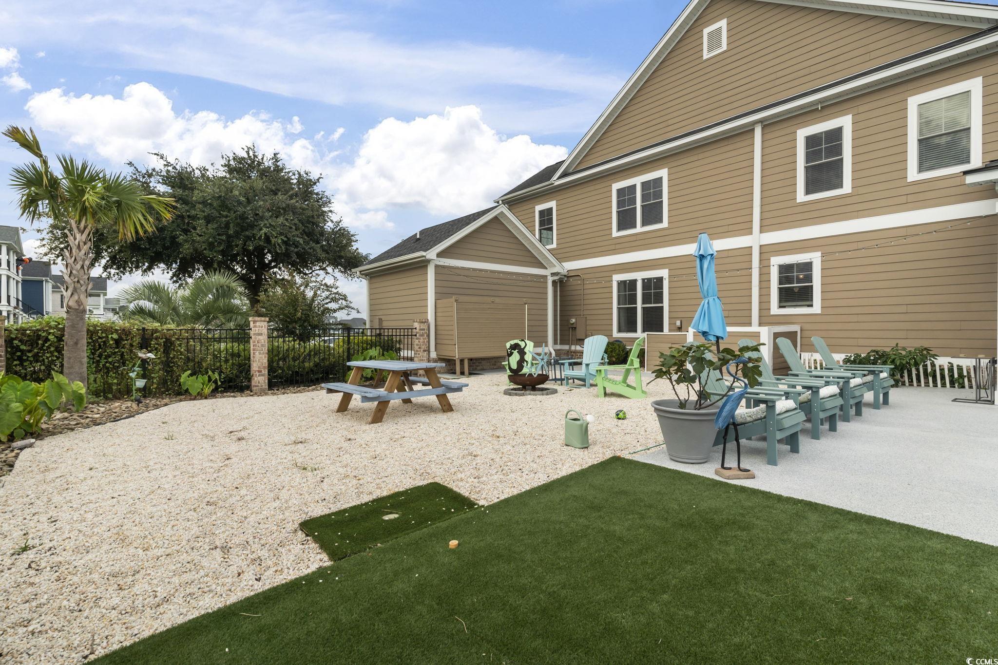 712 Crystal Water Way Property Photo 9
