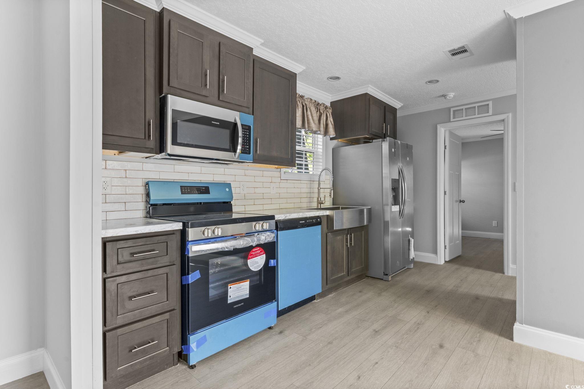 103 Off Shore Dr. Property Photo 6