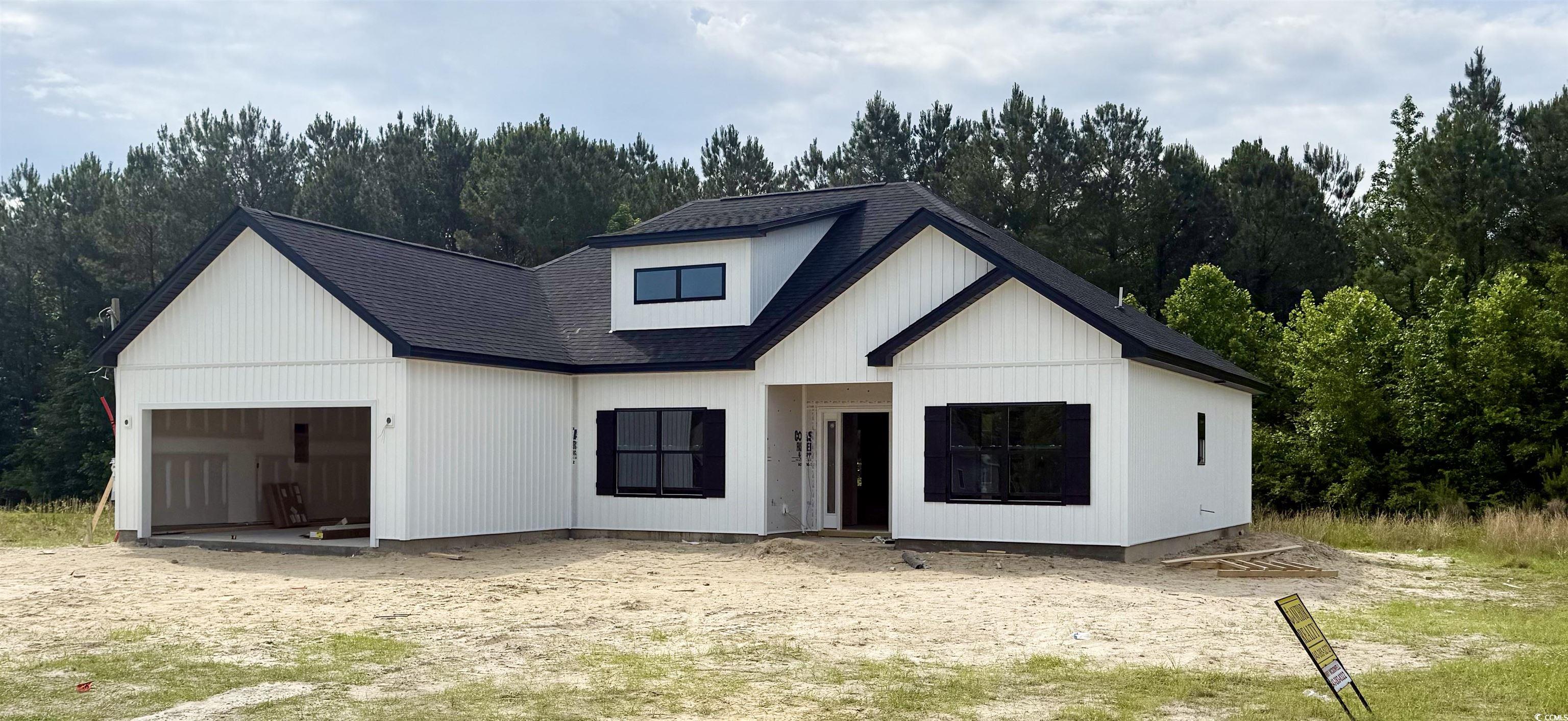 204 Shady Pines Ct. Property Photo 2