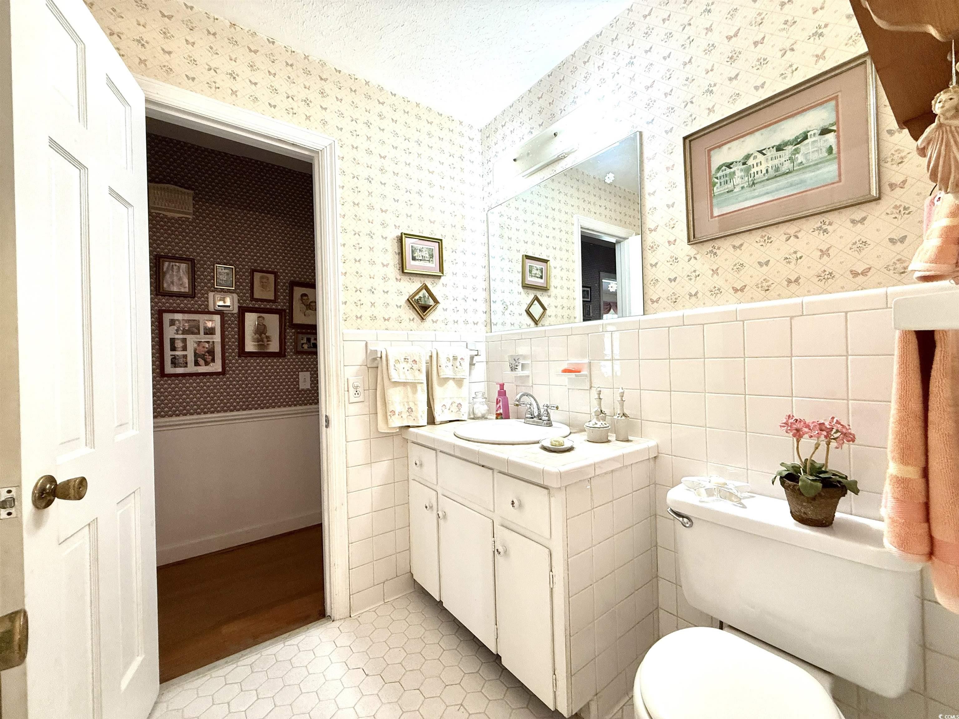 106 Jessamine St. Property Photo 19