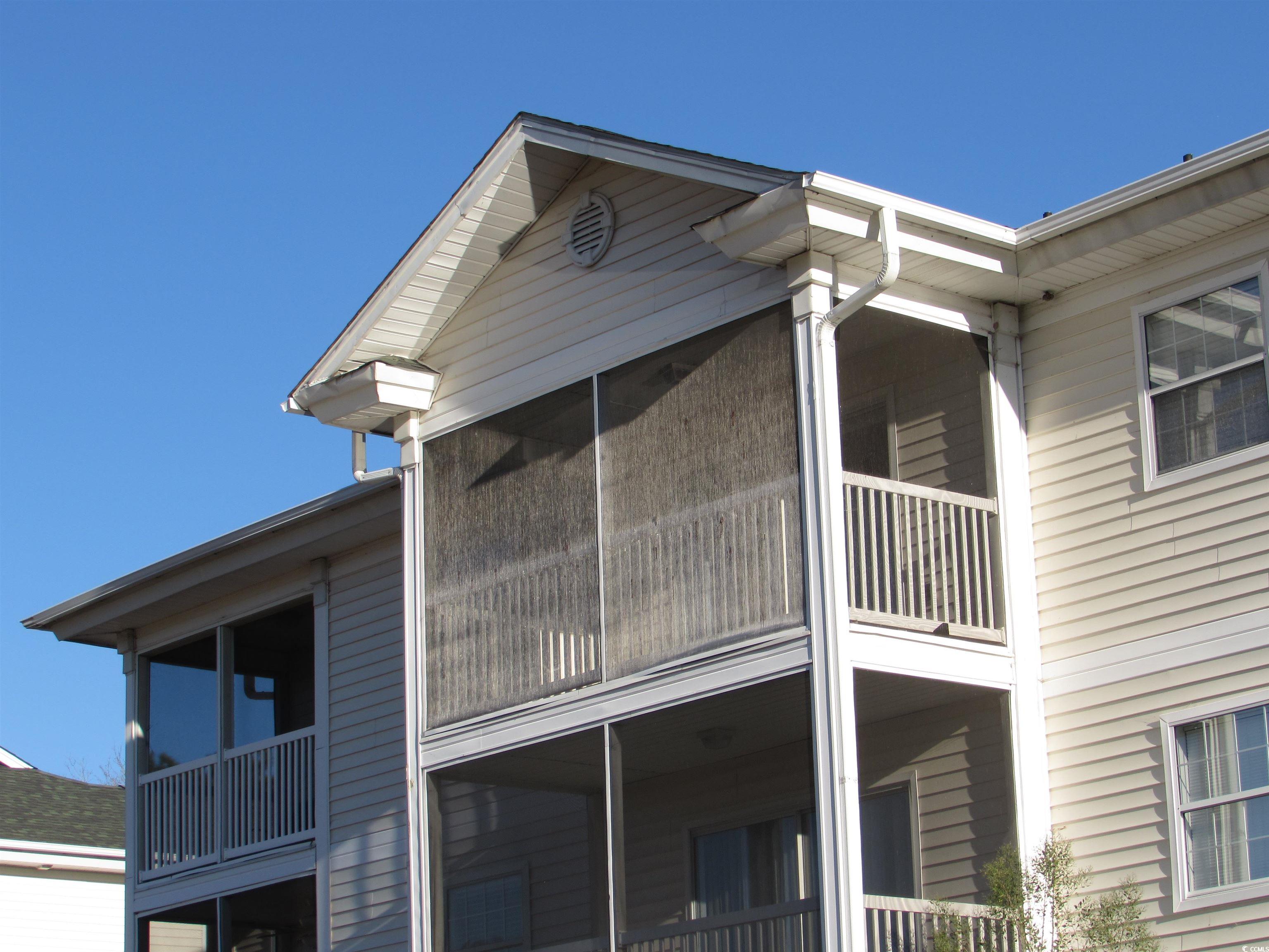 573 Blue River Ct. Property Photo 10