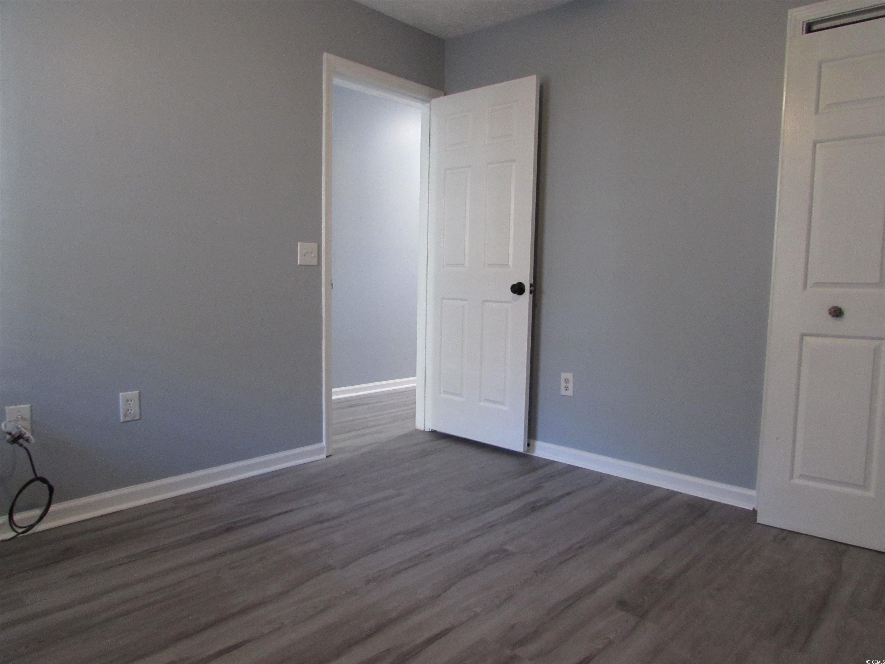 573 Blue River Ct. Property Photo 14