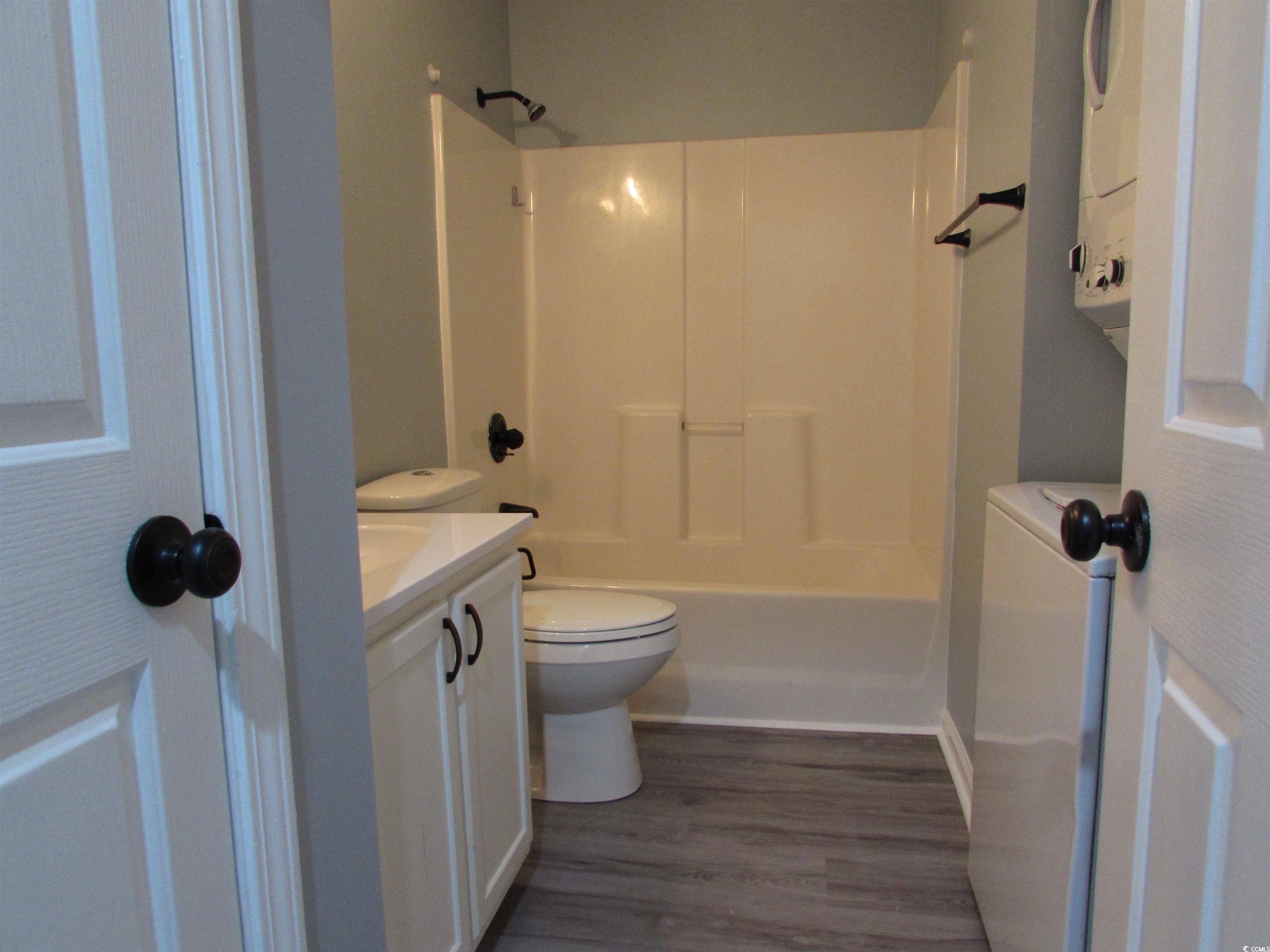 573 Blue River Ct. Property Photo 15